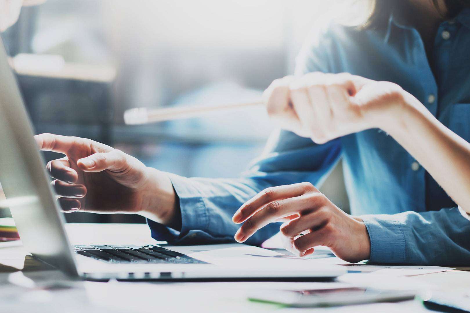 Dsign ofrece servicios de diseño de páginas web y tiendas online atractivas y amigables