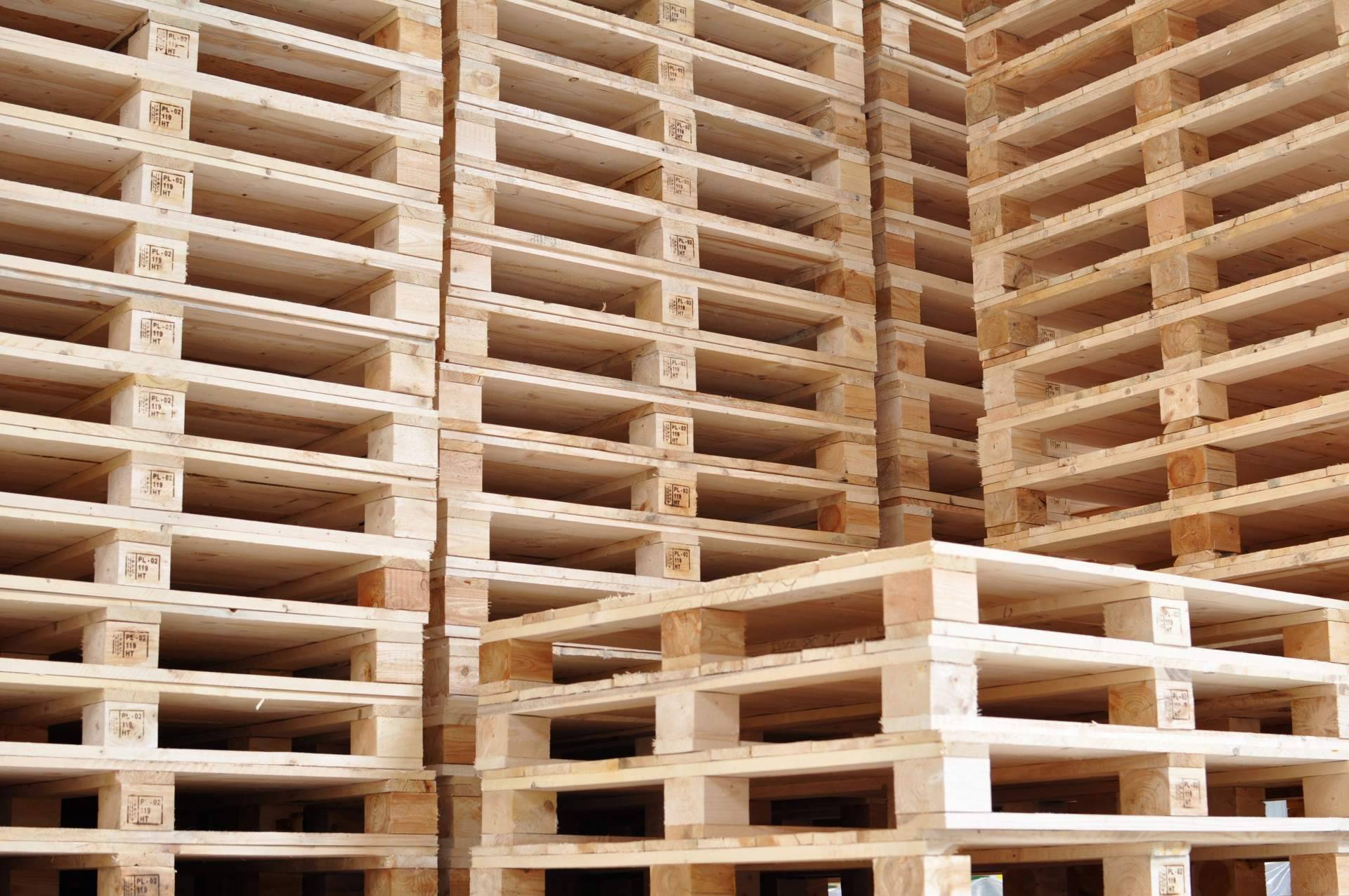 Palets de madera eco-friendly impulsan el crecimiento sostenible en el sector logístico