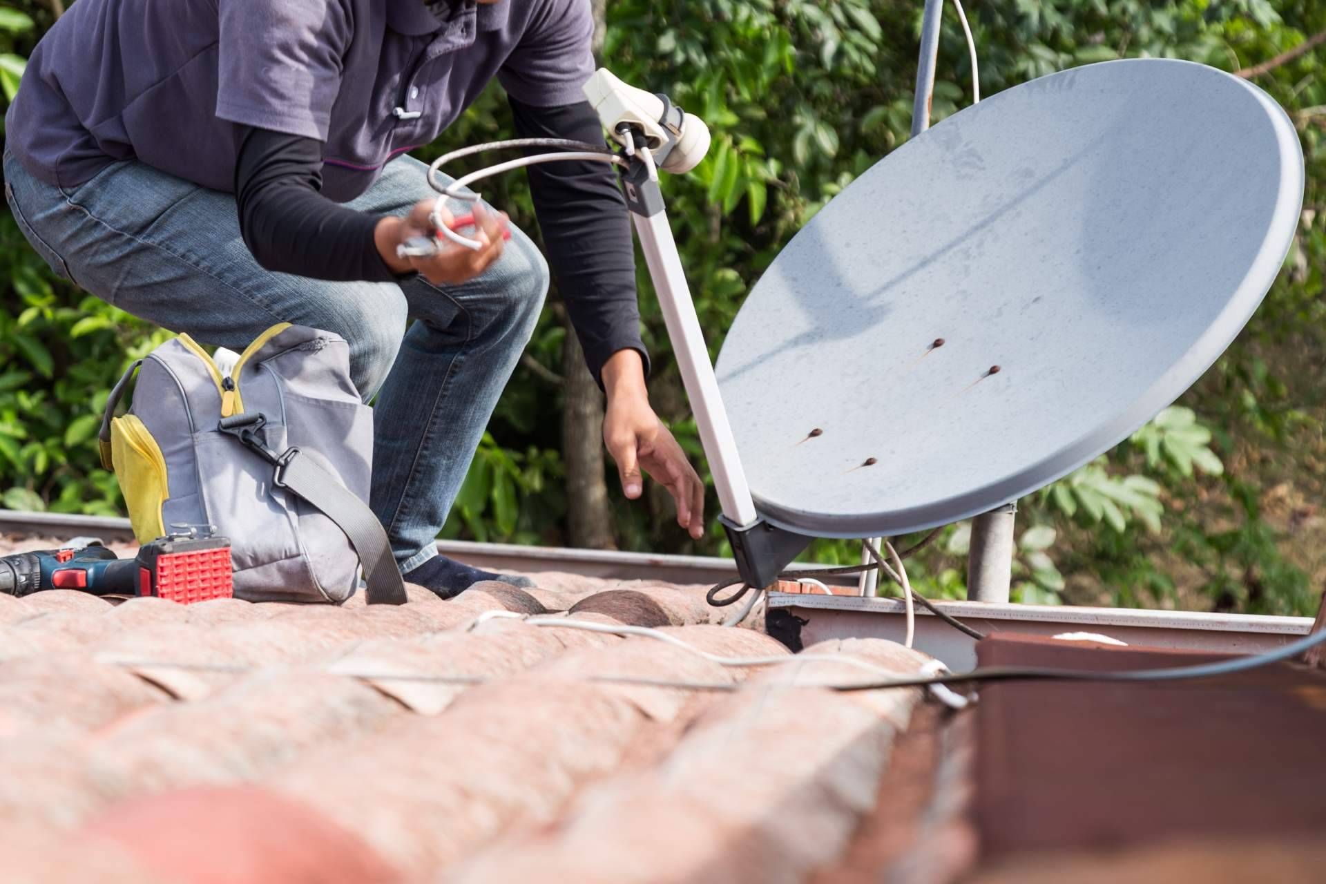 Instalación de antenas parabólicas con los profesionales de Antenistas Valencia