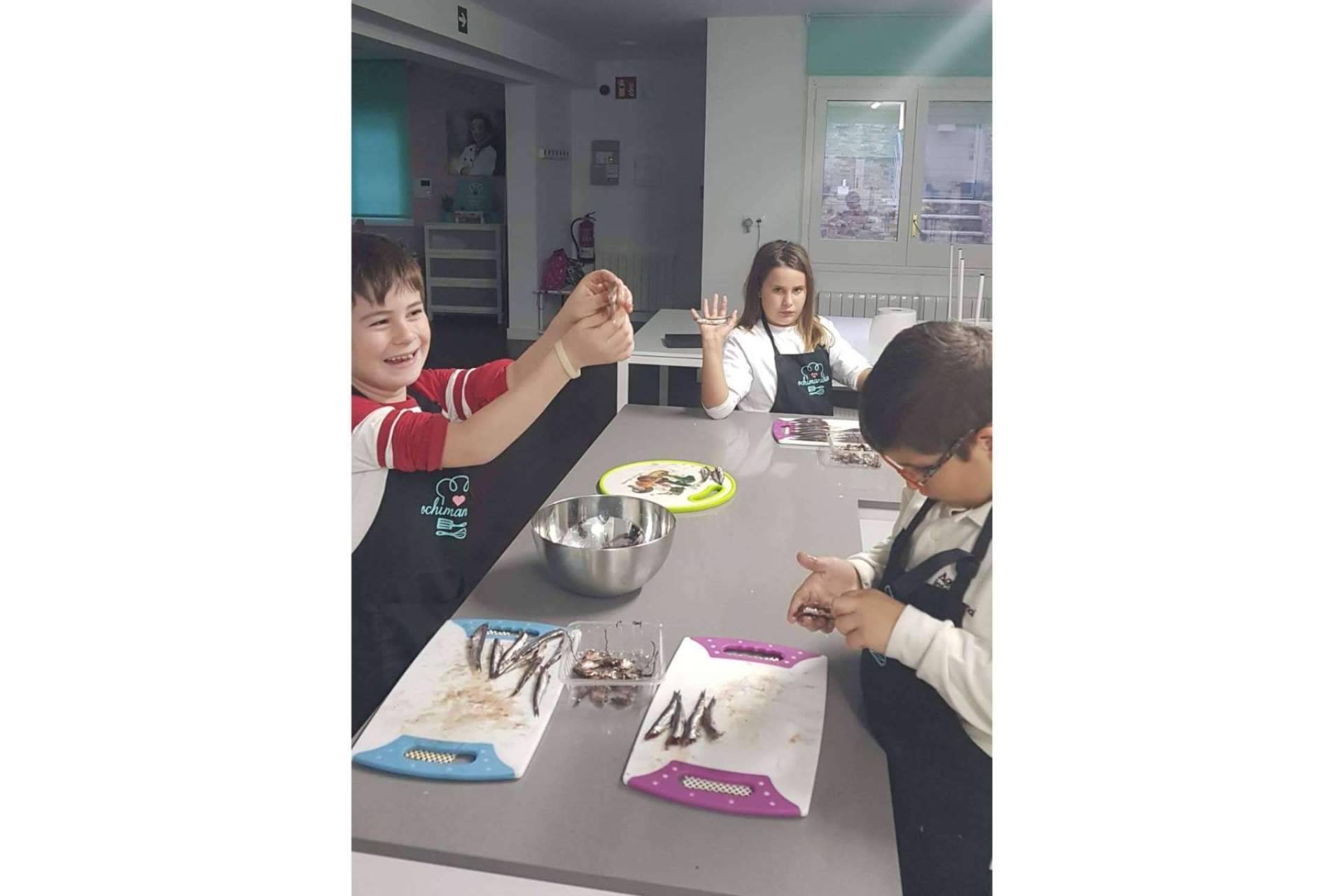 La escuela de cocina online que se especializa en el aprendizaje para niños y adultos, Ochimanikia
