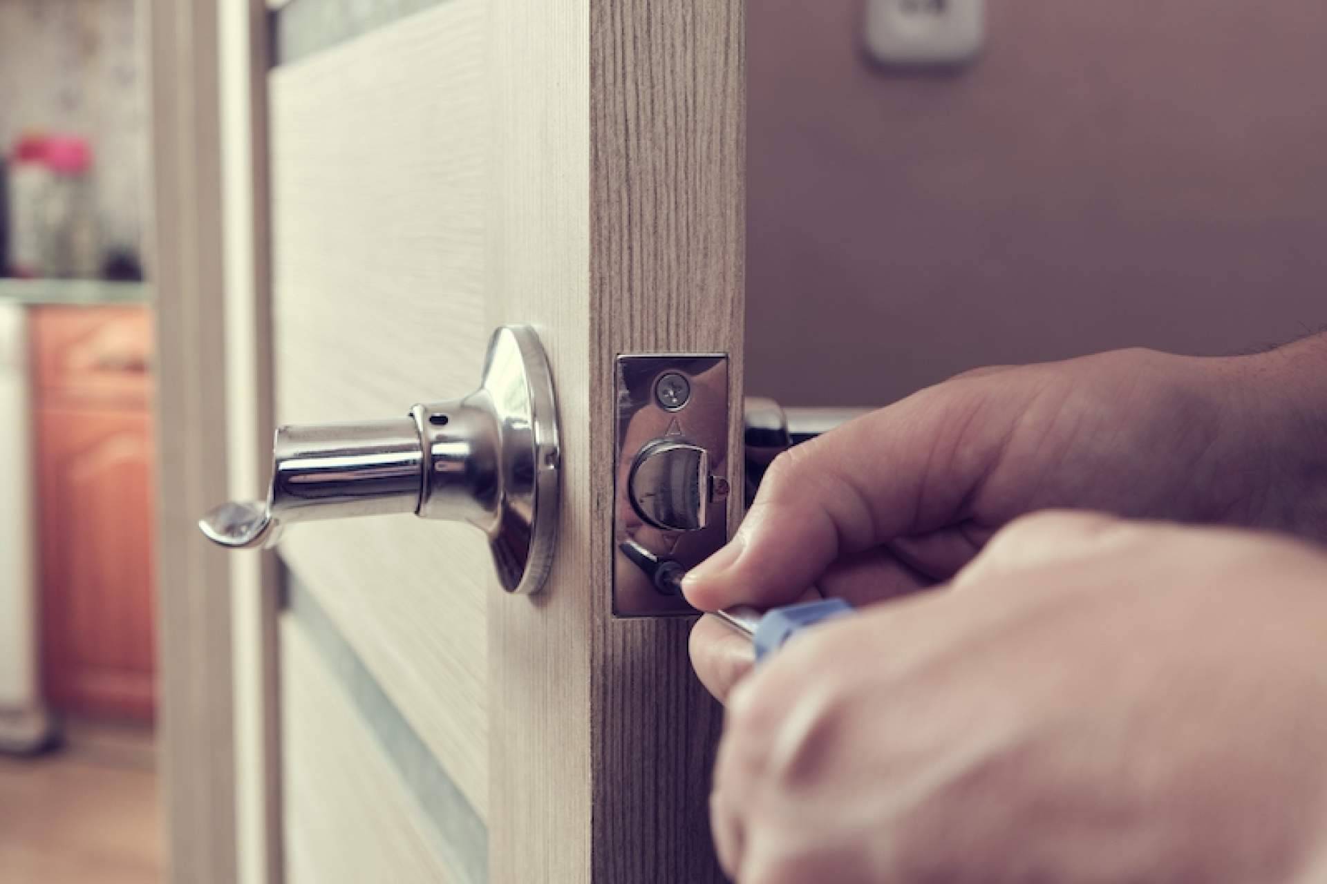 Cerrajeros Madrid, 10 consejos de seguridad para que no entren a robar en casa en 2023