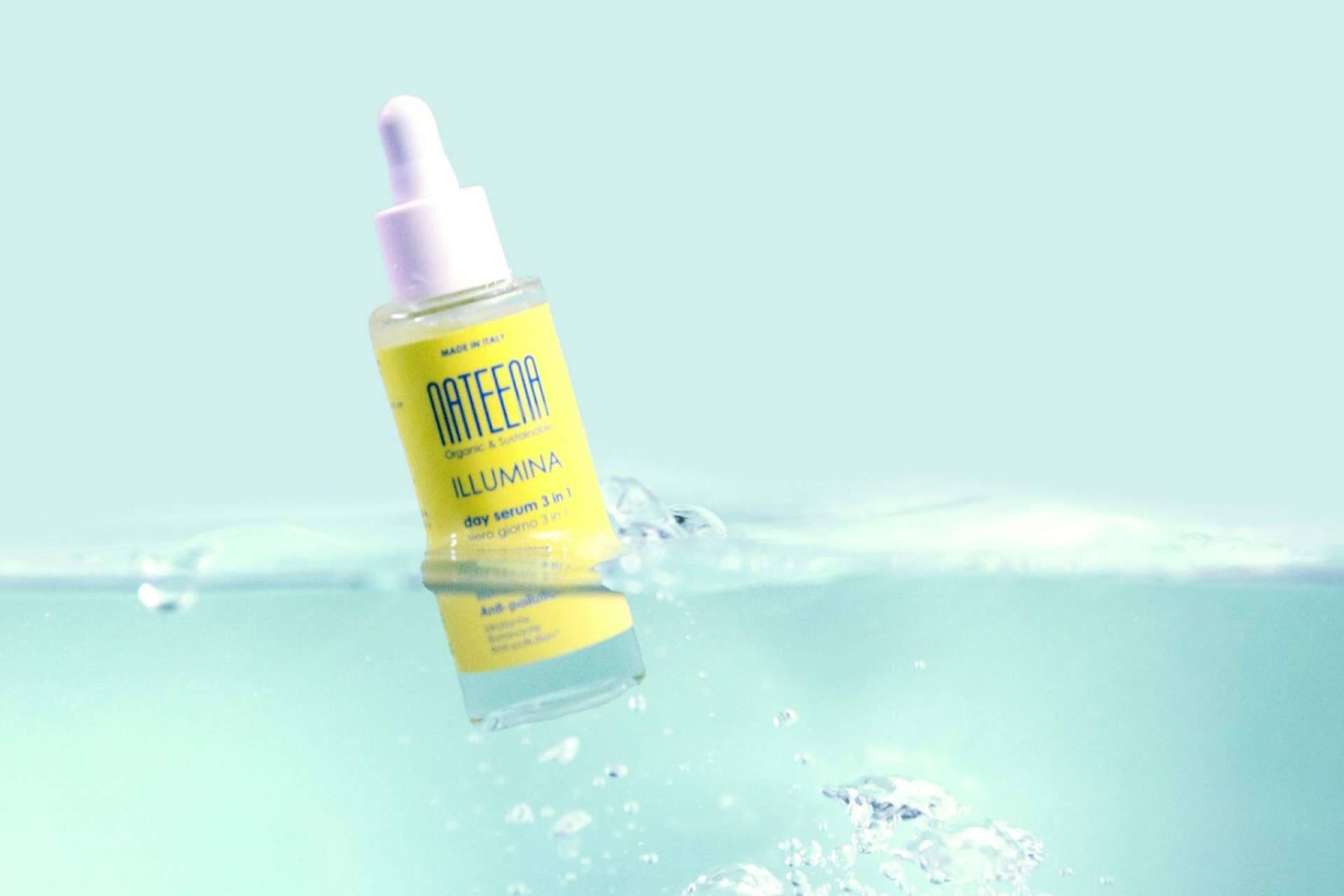 El sérum que aporta brillo e hidratación de Nateena, Illumina day serum