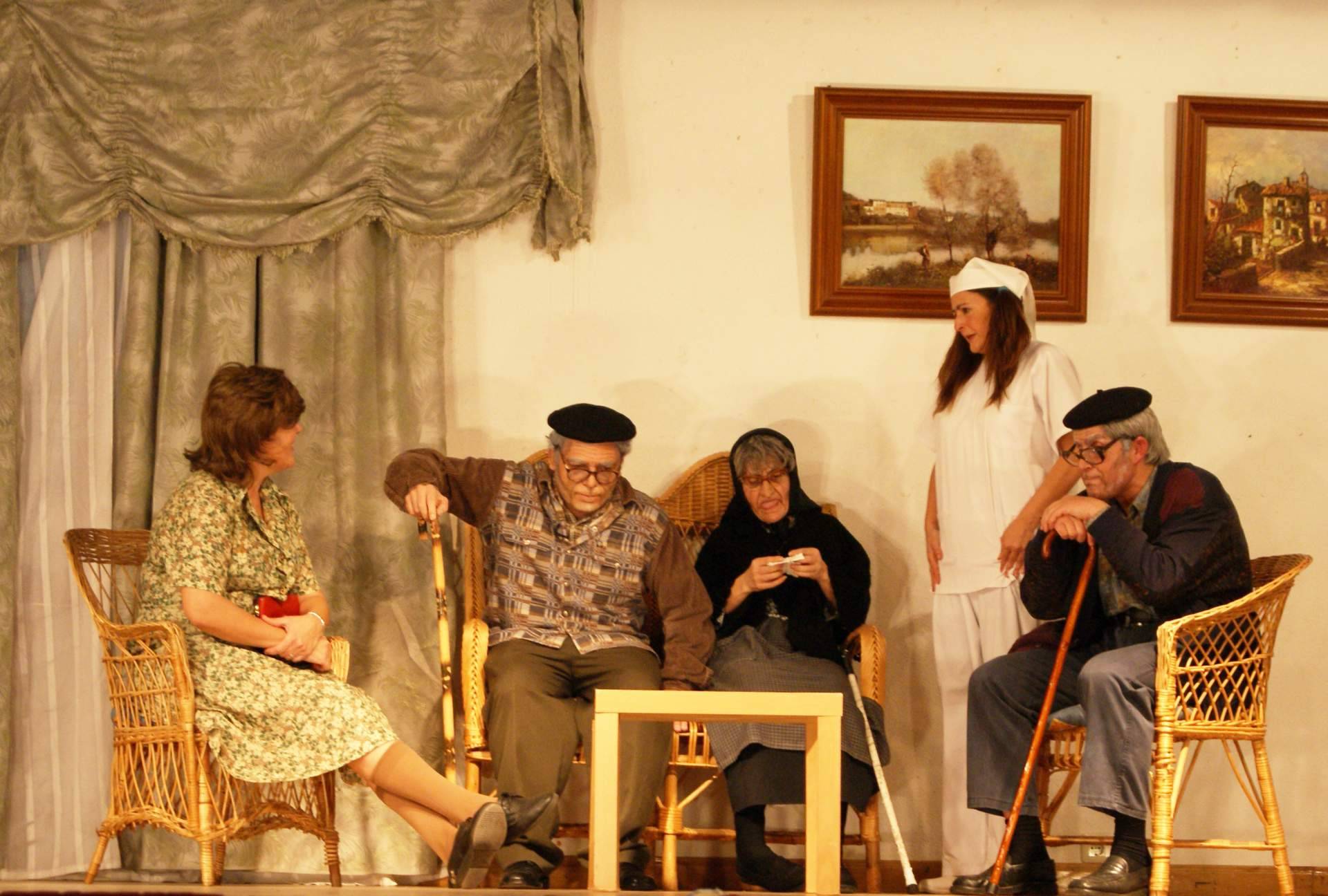 El autor teatral de los grupos aficionados, José Cedena