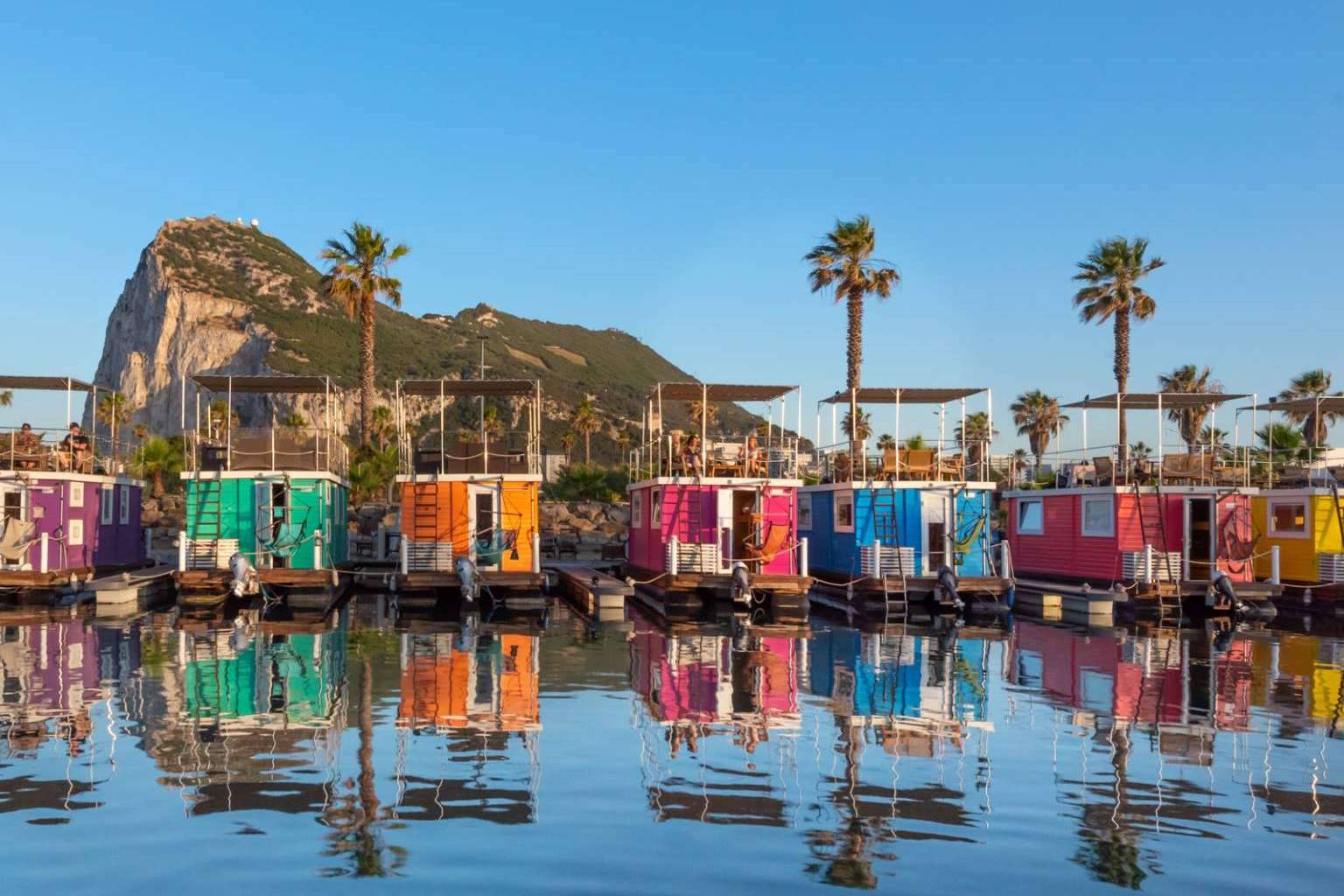 Boat Haus ofrece la oportunidad de disfrutar de unas vacaciones excepcionales en La Línea de la Concepción