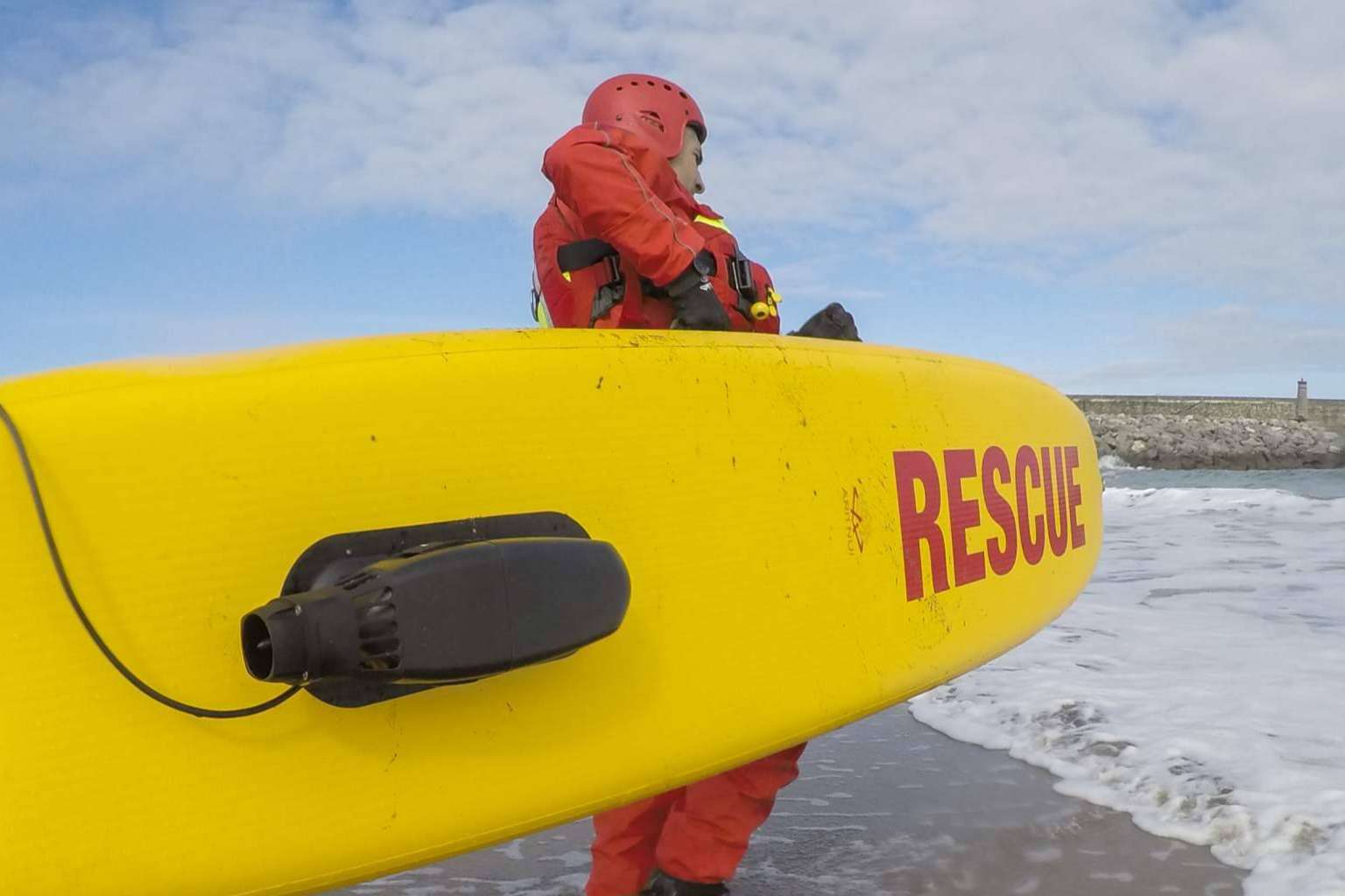 eSea y su propulsor acuático para paddle surf y kayak