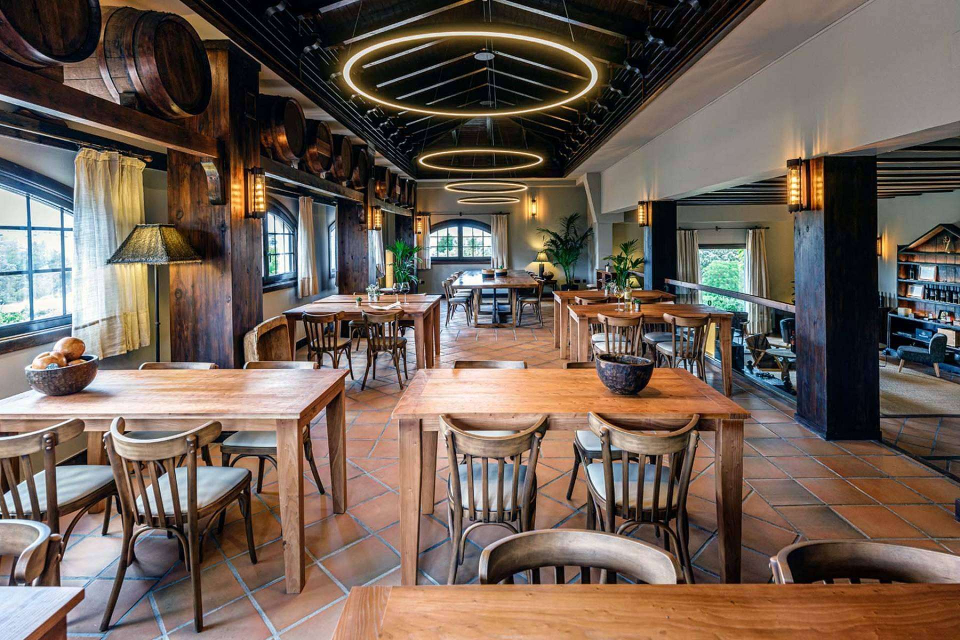 Diseño de bodegas, el boom del enoturismo, por INDAStudio