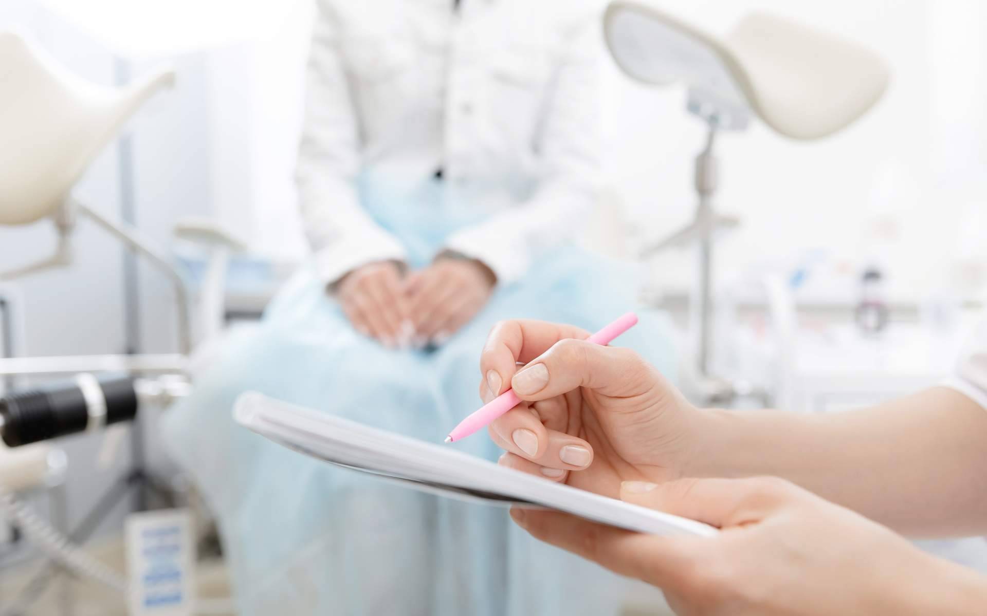 ¿Cuáles son las ventajas de contar con un ginecólogo en las distintas etapas de vida de una mujer?, con el Doctor Ramón Usandizaga