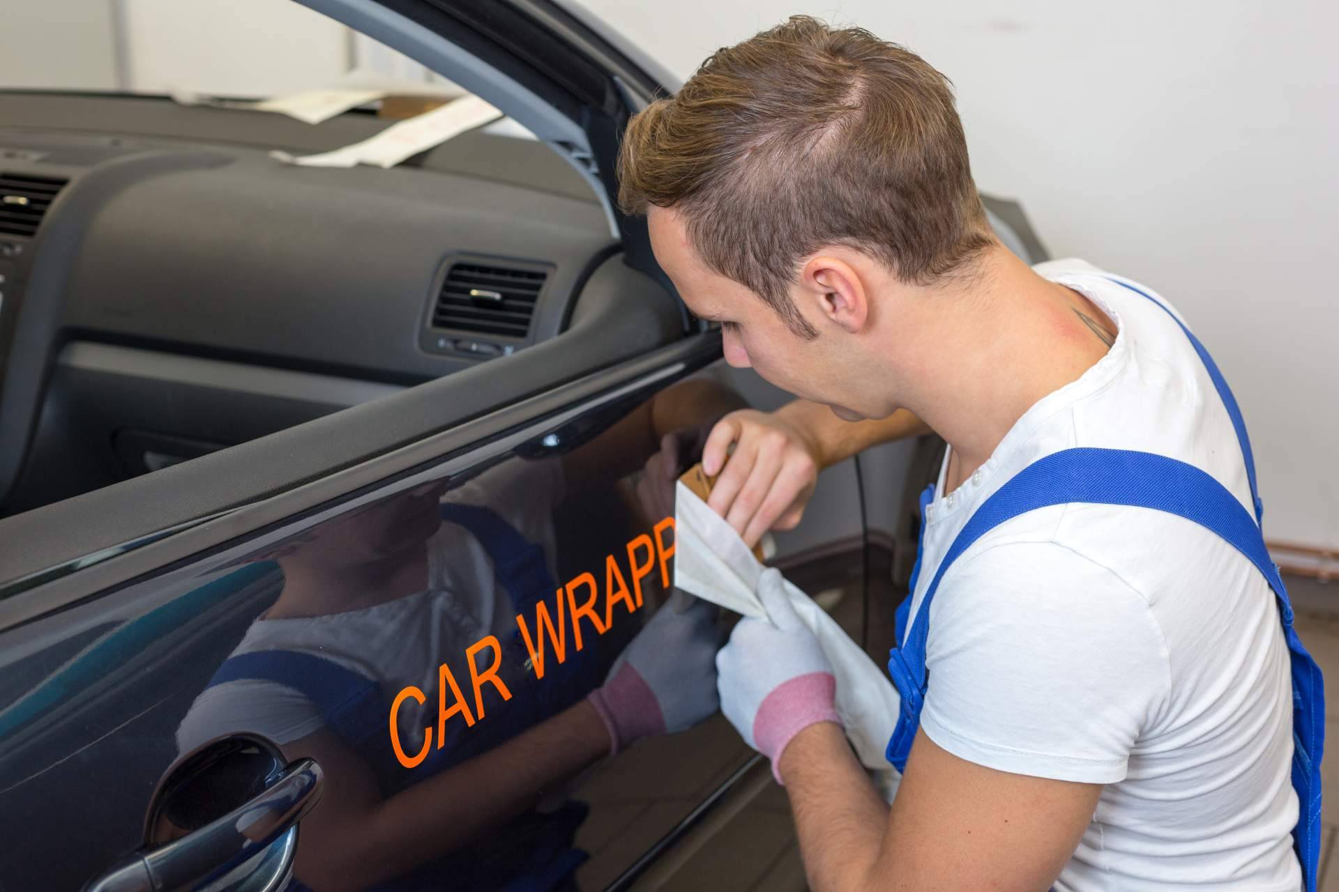 ¿Dónde encontrar una empresa fabricante de vinilos para coche? SEVU Printing
