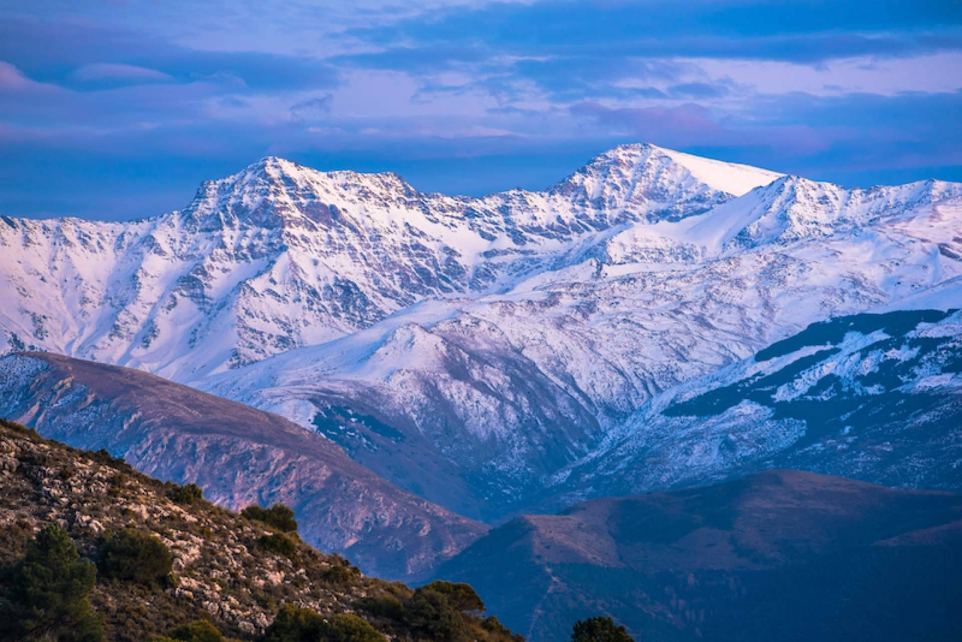 ¿Cuáles son las ventajas de contratar un forfait con Sierra Nevada Adventure & Ski?