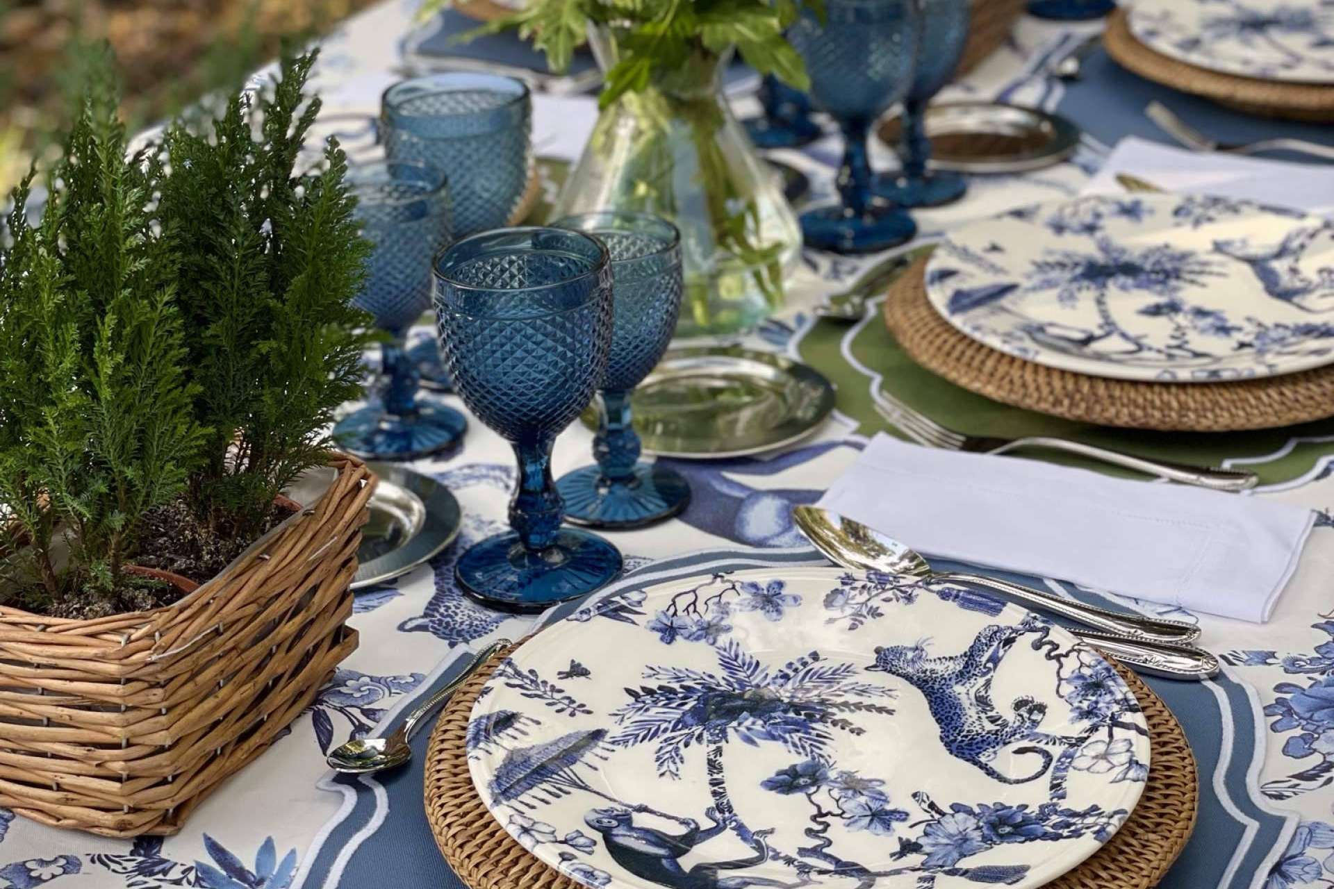 Las vajillas personalizadas, el artículo que no puede faltar en ninguna mesa, con Goodies Ceramic