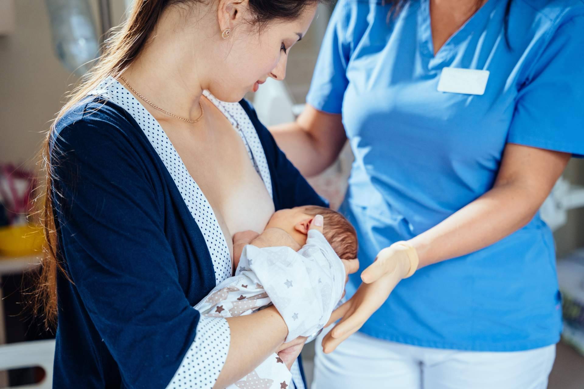Errores más comunes que hacen las madres al dar el pecho