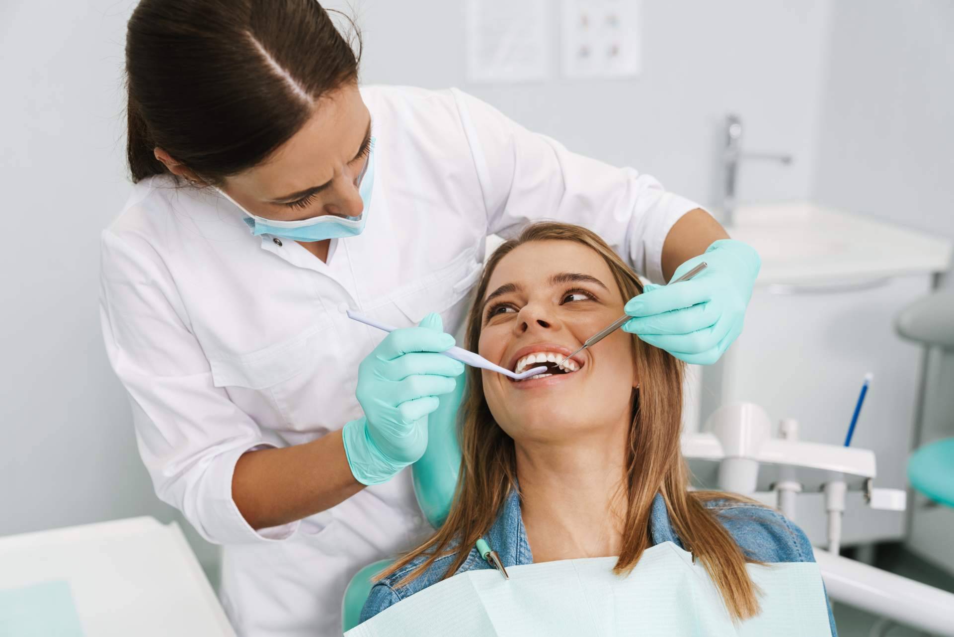 Carlos Saiz Smile, especialistas en carillas dentales sin tallado para una sonrisa radiante y natural