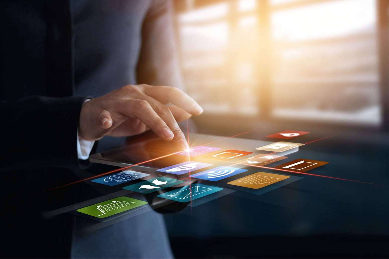 Aplicar estrategias de marketing digital integrales con Laoom