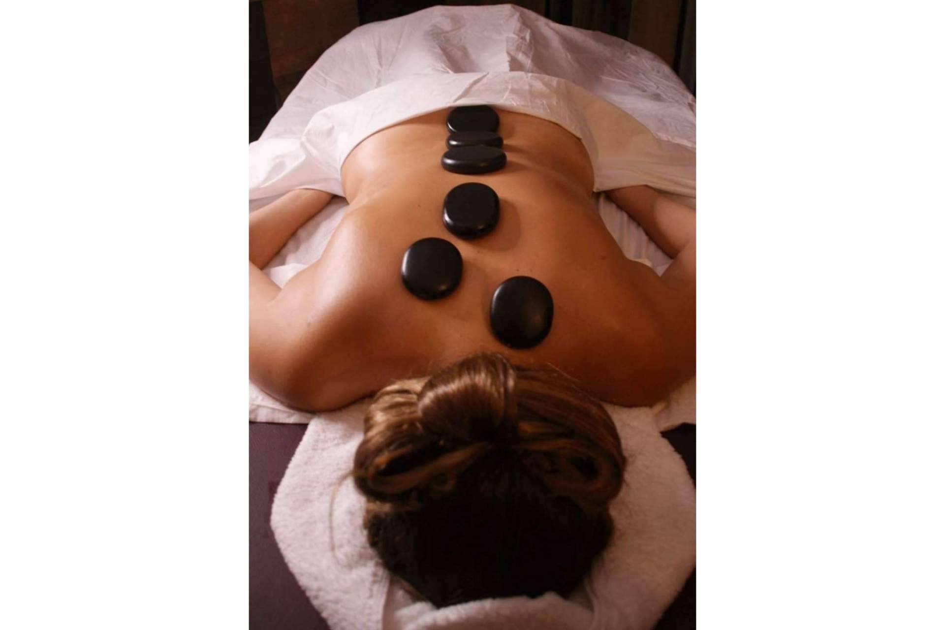 Disfrutar de algunos de los mejores masajes en el corazón de la ciudad en el spa oasis del centro Las Heroínas