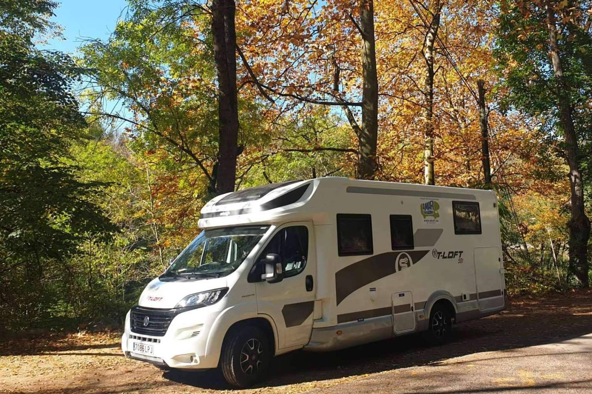 Amafi Caravaning permite vivir la experiencia de viajar en autocaravanas