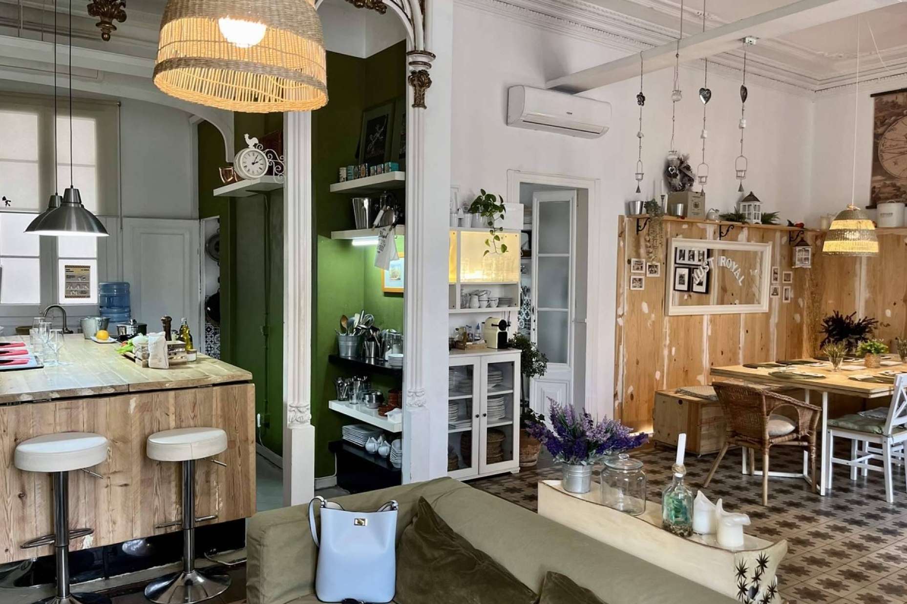 Crear vínculos fuera del espacio de trabajo con Just Royal Bcn