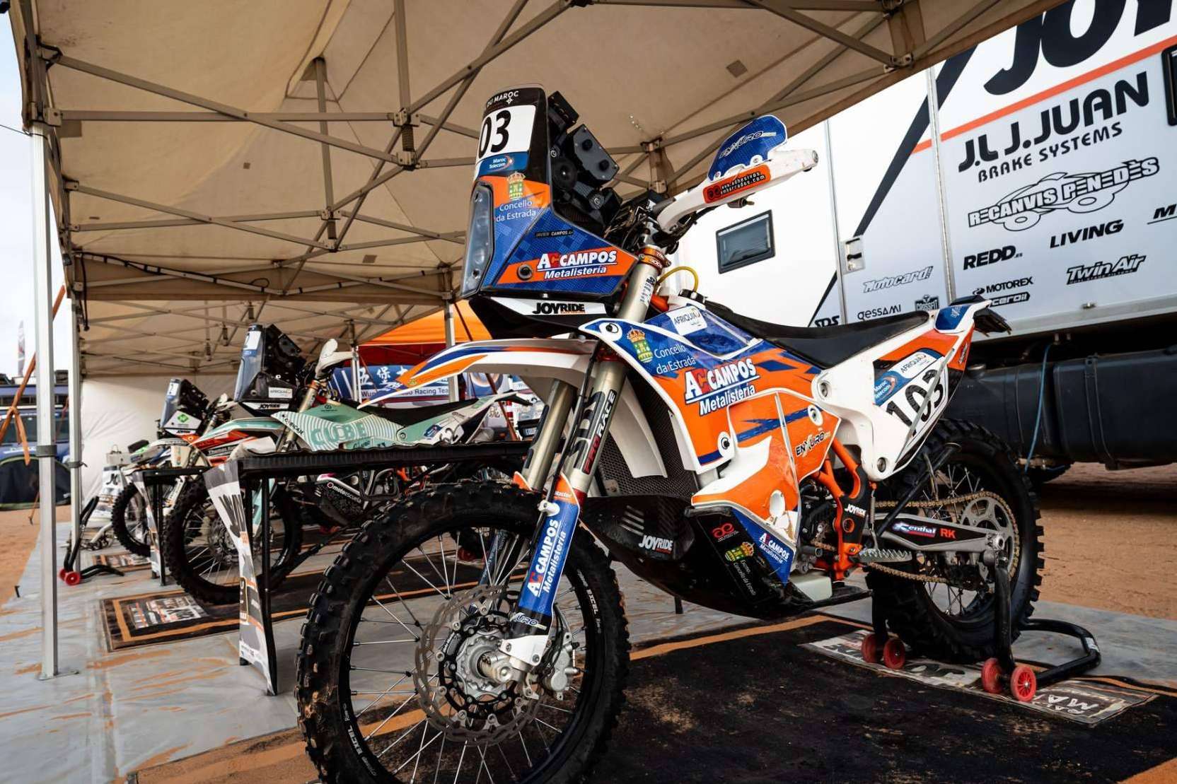 ADHESIVOSEMBARRADOS, adhesivos para motos offroad personalizables