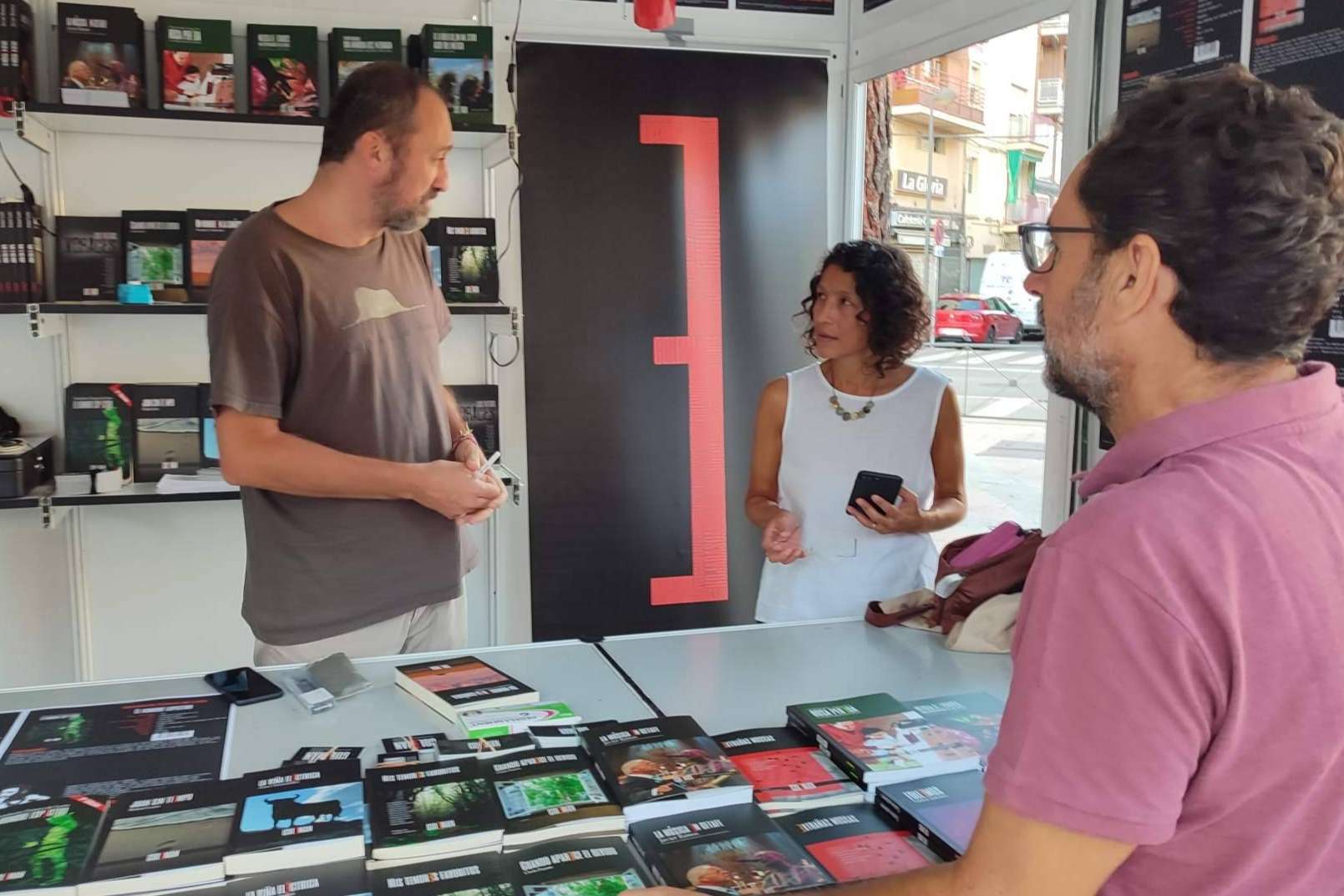 La participación de Coleman Ediciones junto a varios de sus autores en la Feria del Libro de Getafe