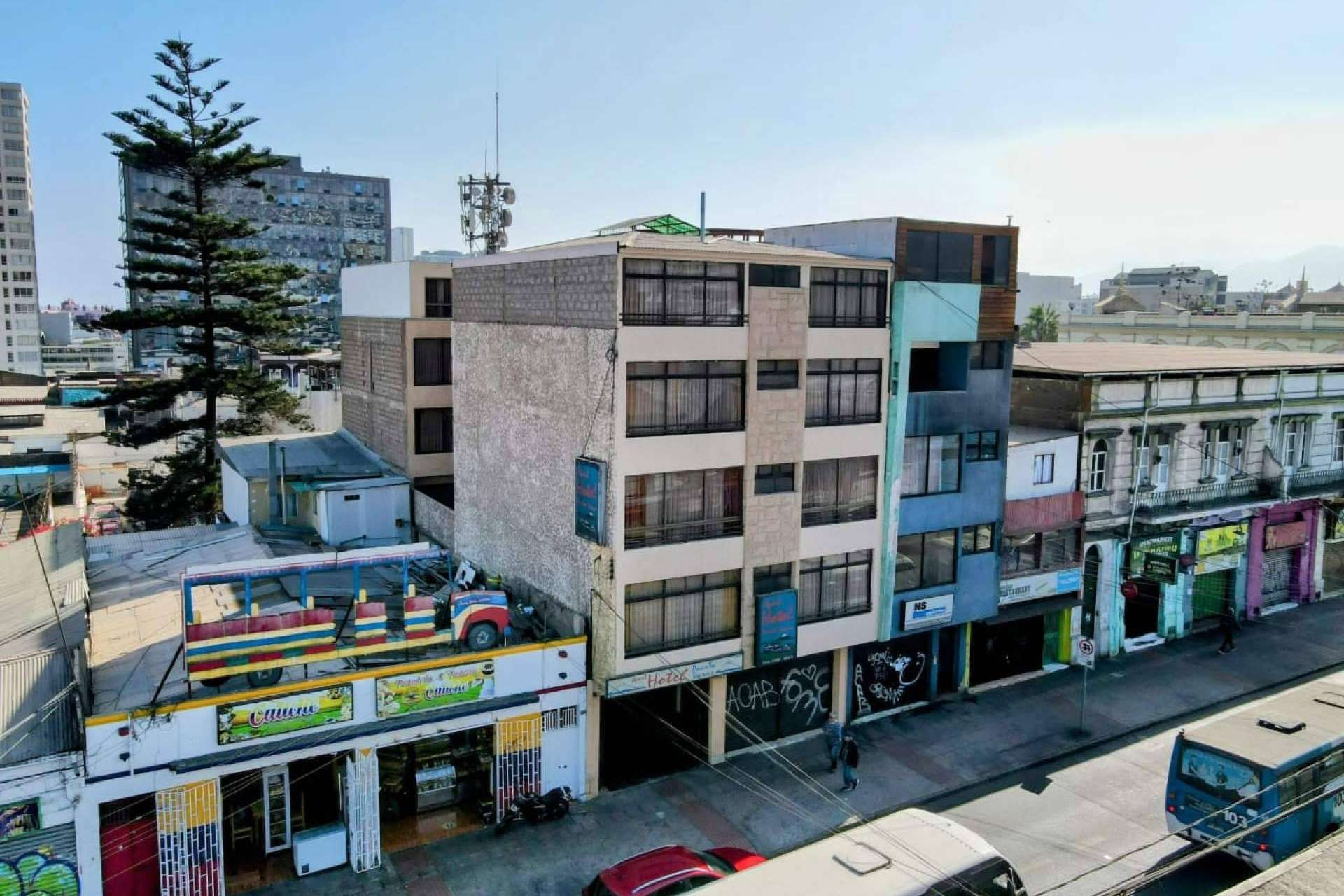 Alojarse en el Hotel Antofagasta Centro con estacionamiento incluido