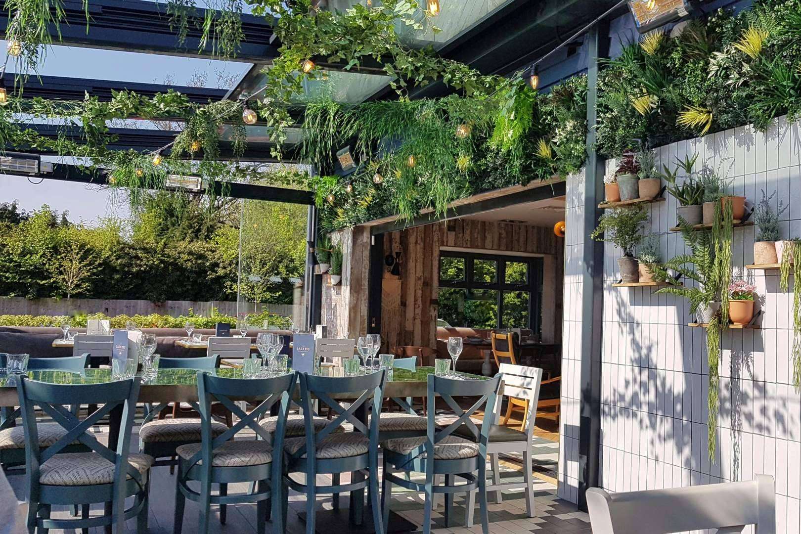 Airclos cuenta con expertos en fabricación de techos móviles