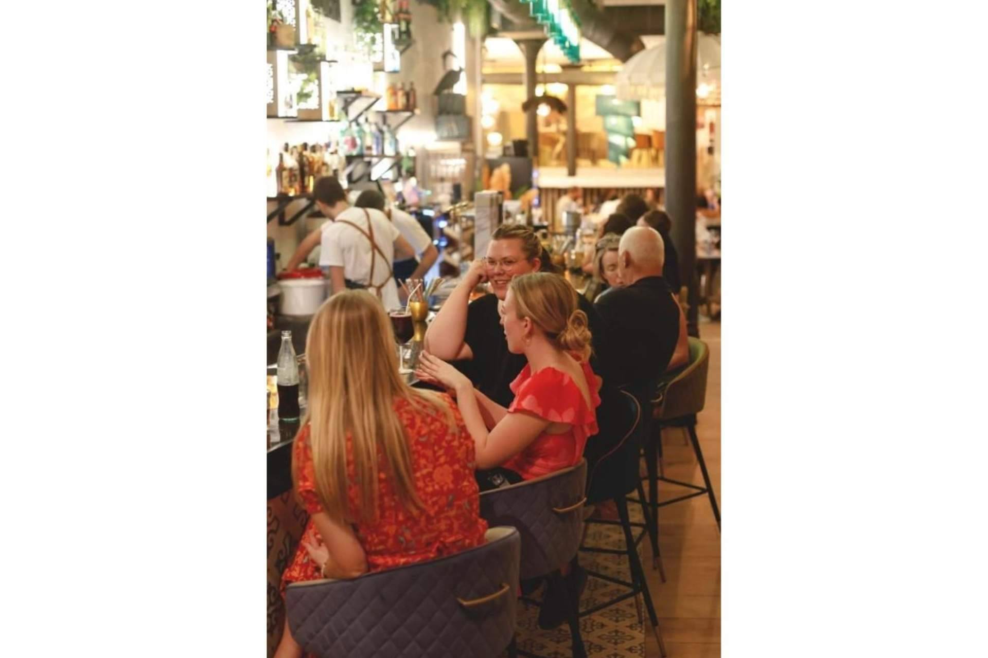 Los detalles de la inauguración del nuevo restaurante Sabanna