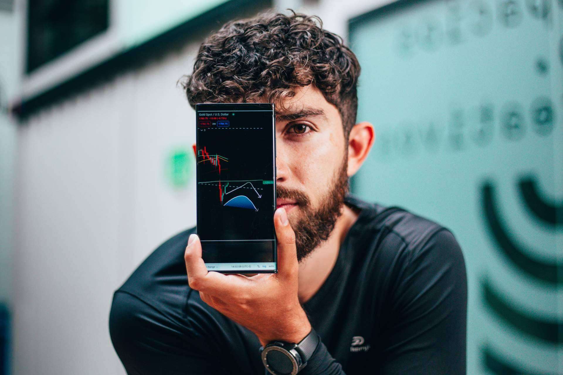 Cómo generar ingresos pasivos mediante el mercado financiero de una manera estable, por RWC INVESTING