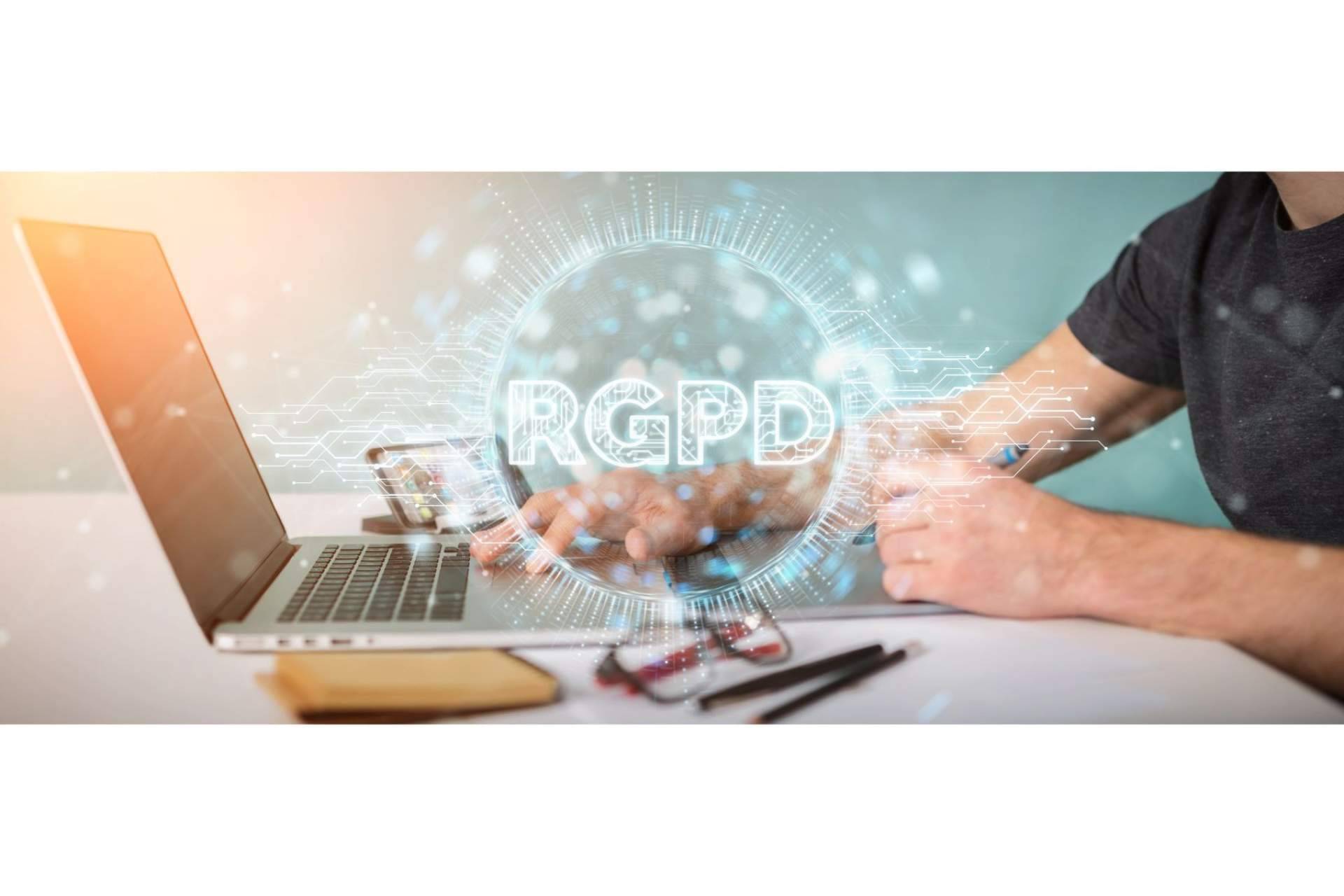 ¿Cómo implementar la Ley de Protección de Datos de forma transparente en las compañías?, Adaptanor lo explica