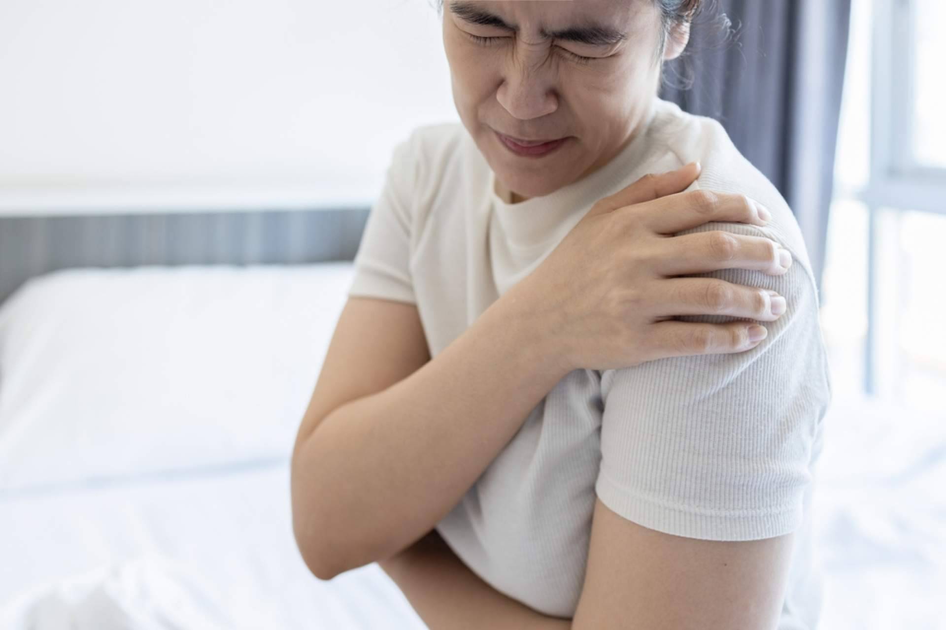 El hombro congelado y tendinitis de supraespinoso y sus tratamientos más efectivos