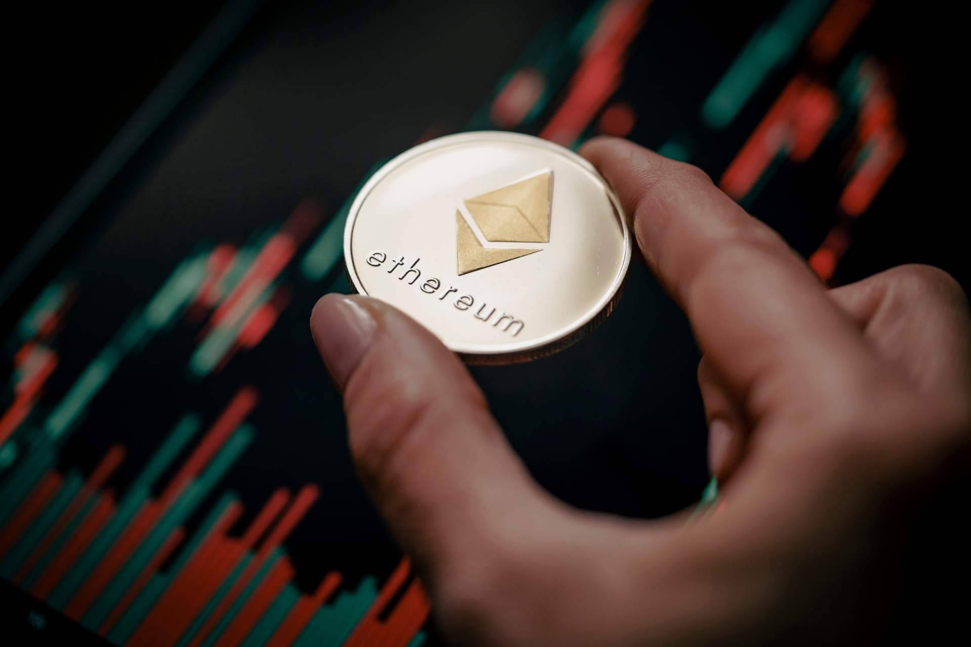 El libro de Albert Orta Llobregat que enseña todo lo necesario para adentrarse en la industria de la tokenización