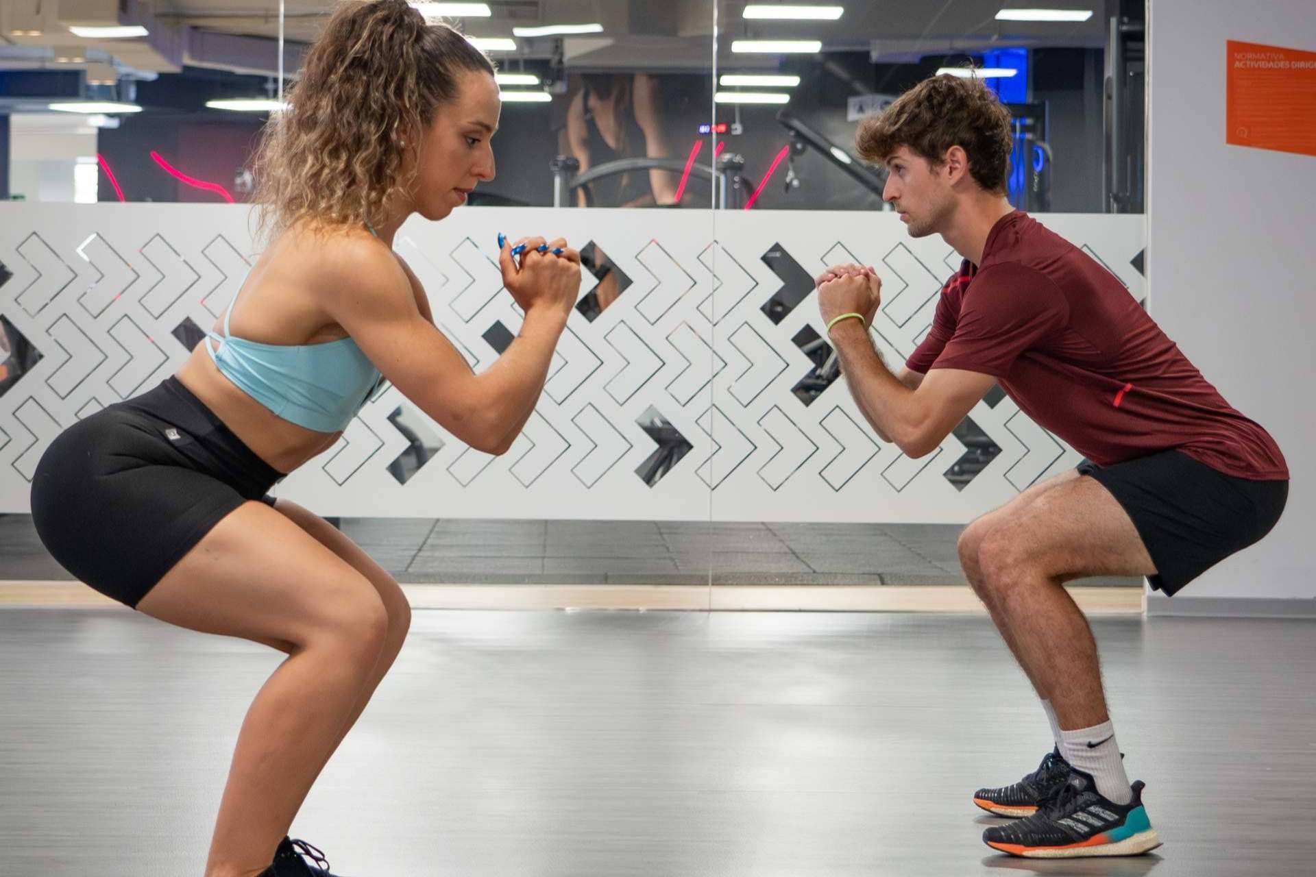Mejor rutina para entrenar glúteos, por VivaGym