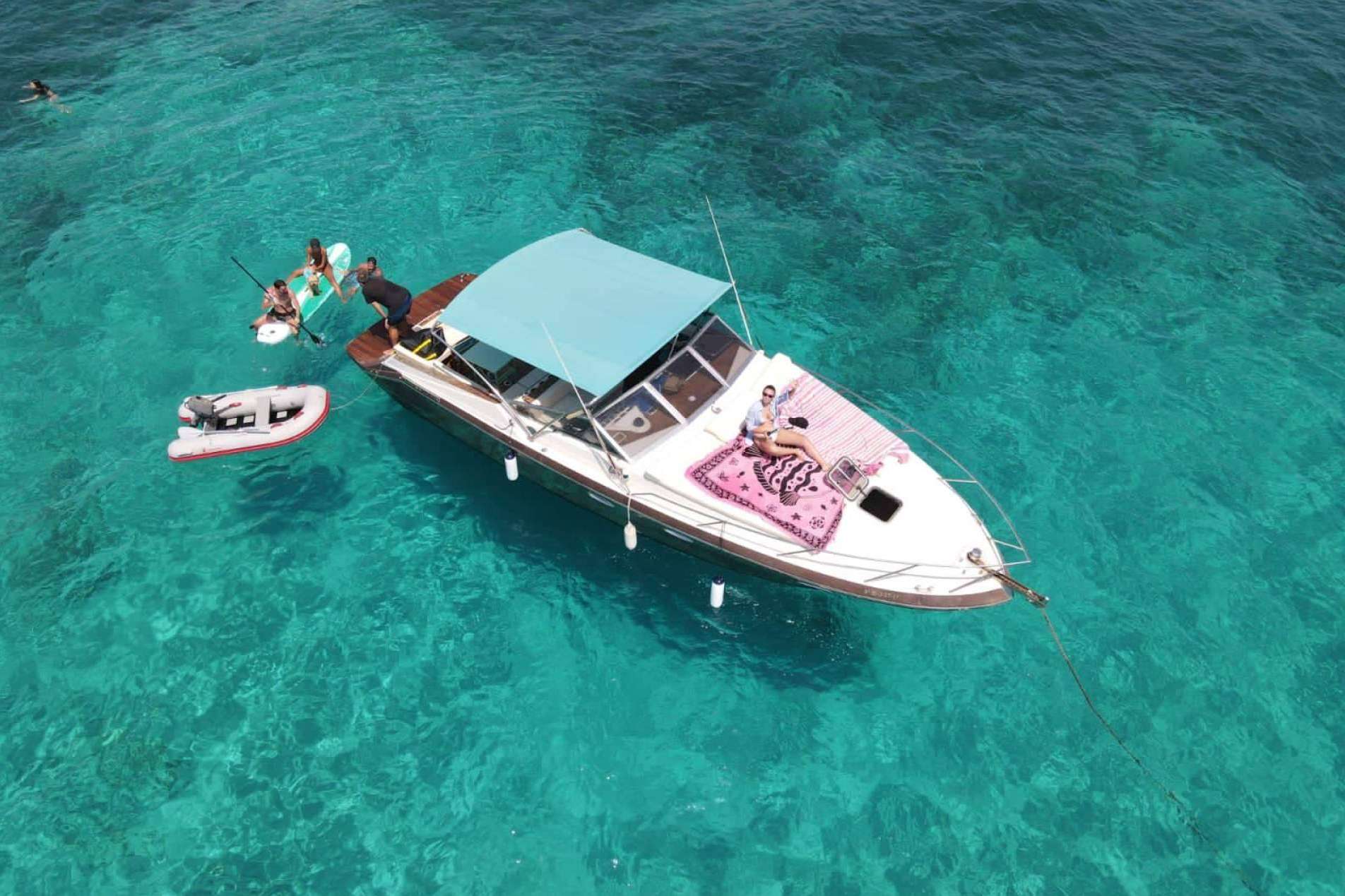 Recorrer Menorca con todas las comodidades es posible gracias a empresas como Ola Menorca