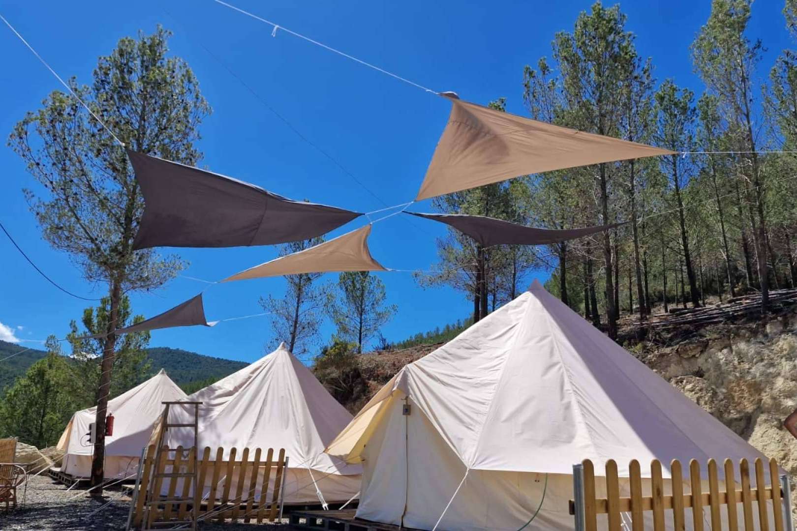 Glamping Montanejos; Experiencia inolvidable en la naturaleza