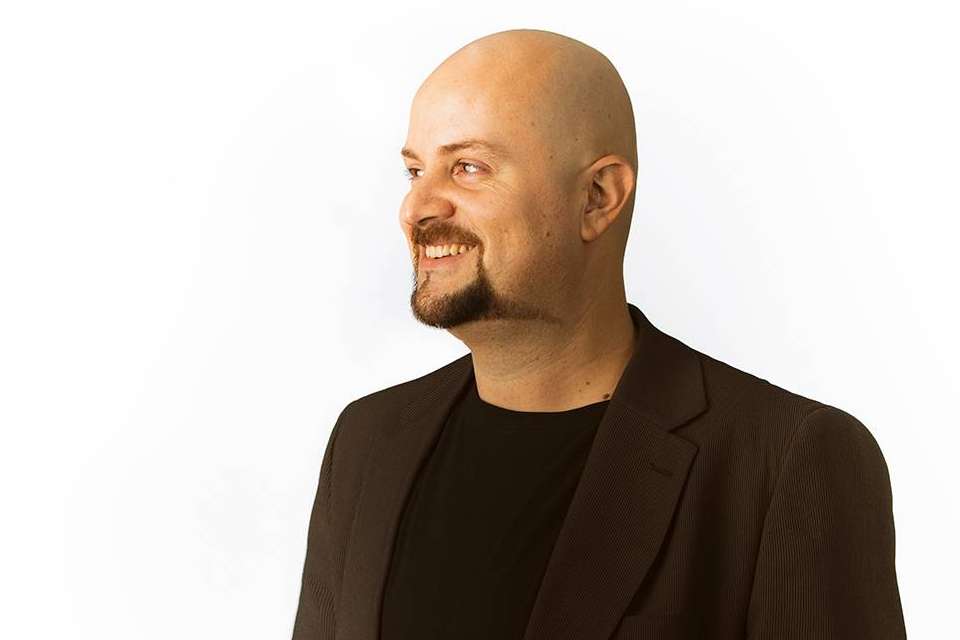 Javier Carmona Benítez y su agencia de marketing; 11 años de trayectoria como experto en SEO