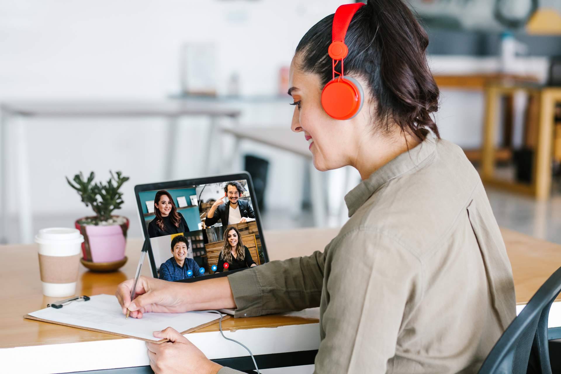 Los beneficios de la plataforma de Kawaru Consulting para la gestión de reuniones telemáticas