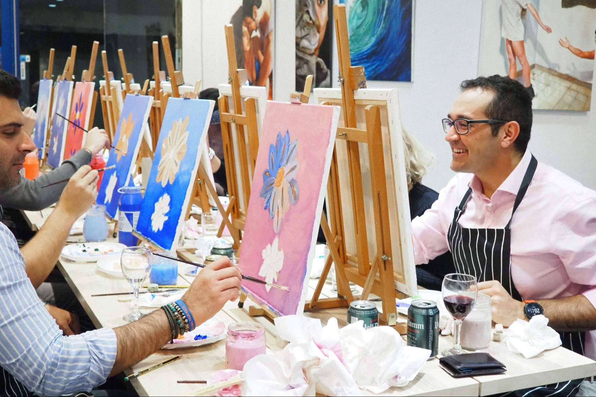 Vivir experiencias únicas con amigos gracias a Art&Wine