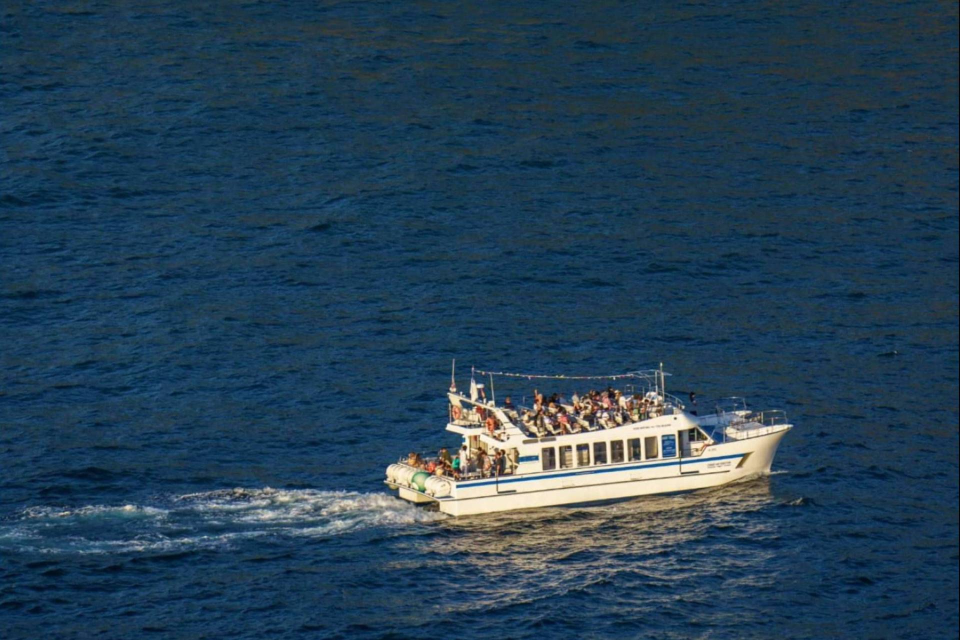 Catamarán Ciudad San Sebastián; un enfoque sostenible y ecológico del turismo marítimo vasco