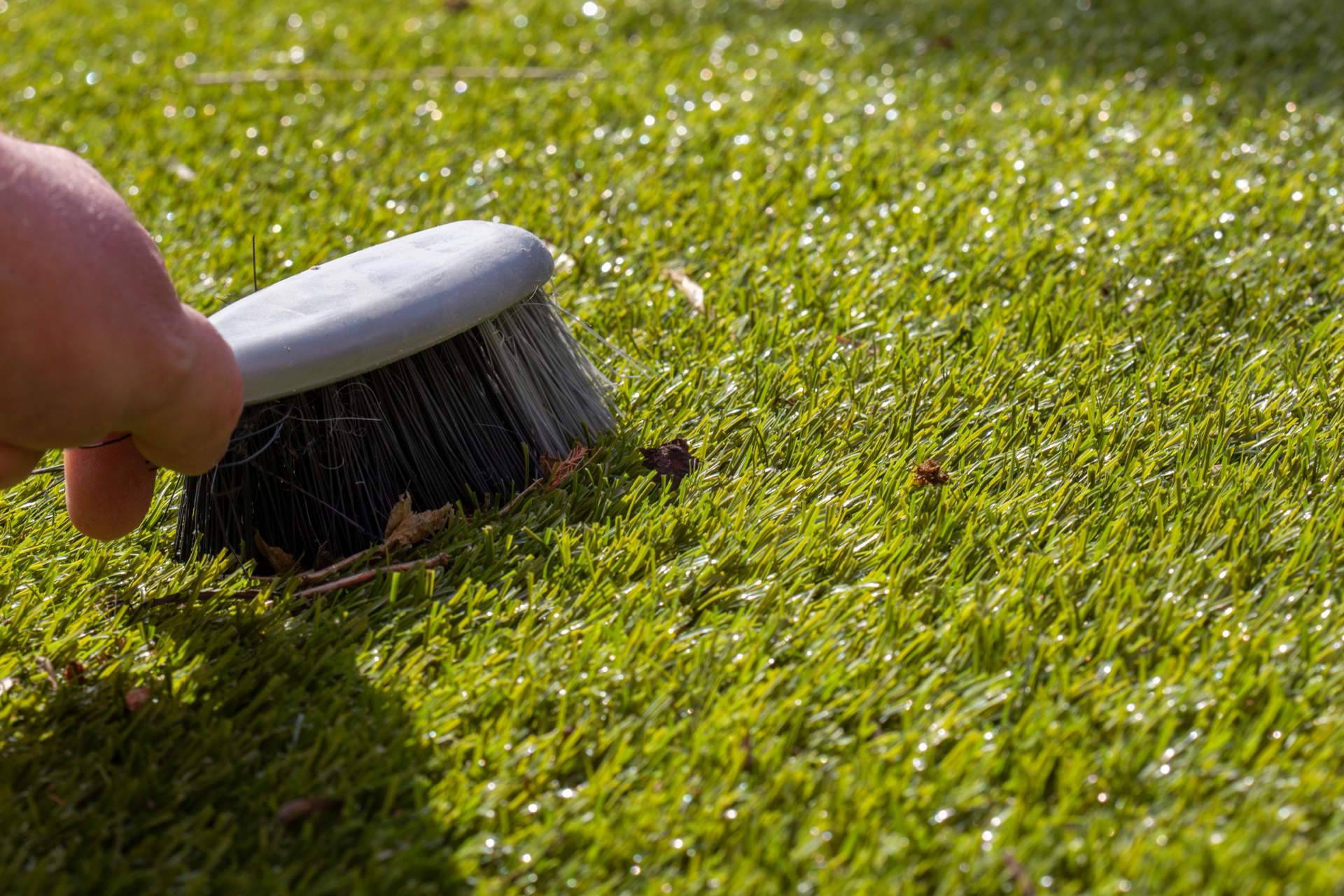 Cómo instalar césped artificial en una terraza de manera sencilla