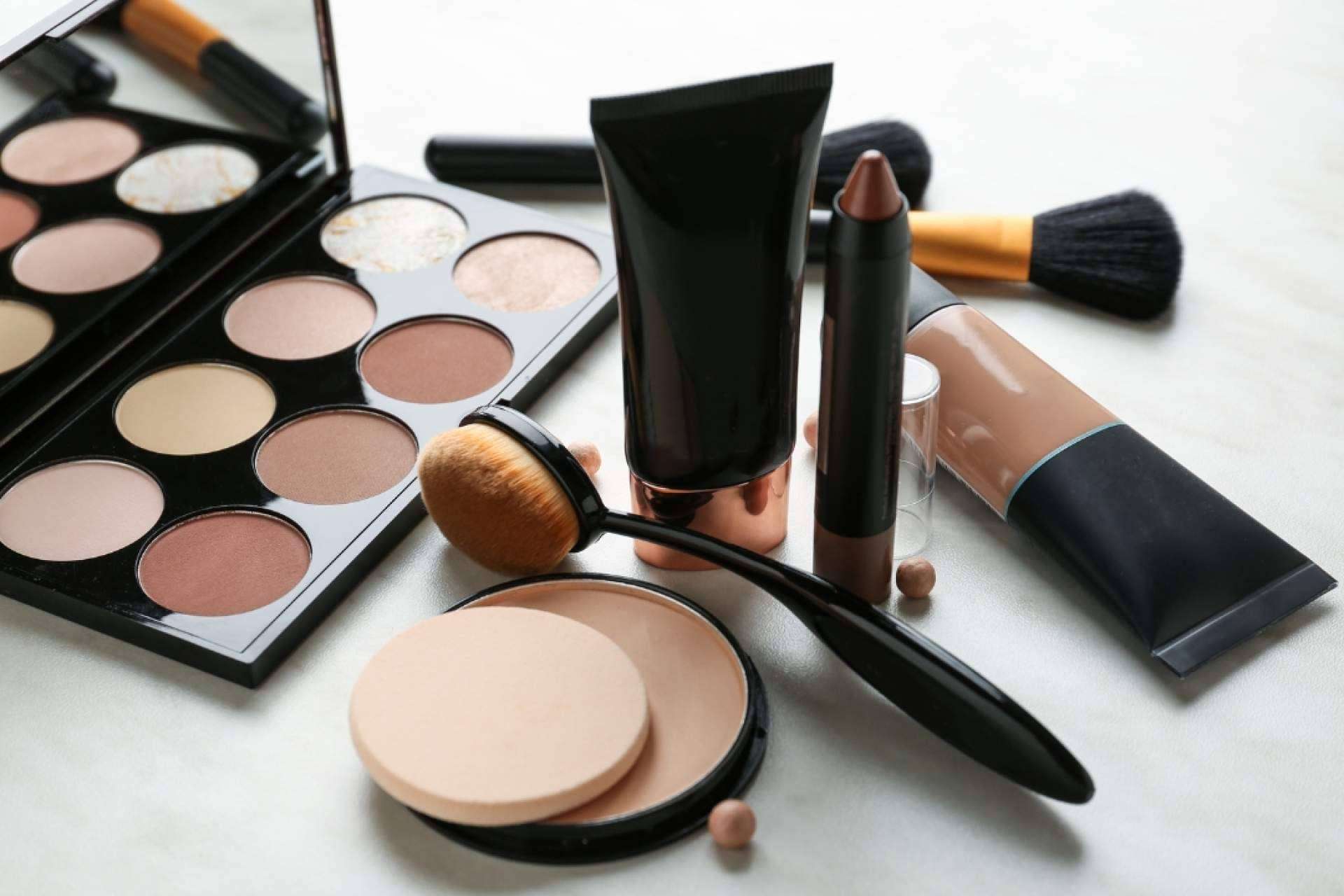 AllZone da un paso más e incluye productos de cosmética en su catálogo