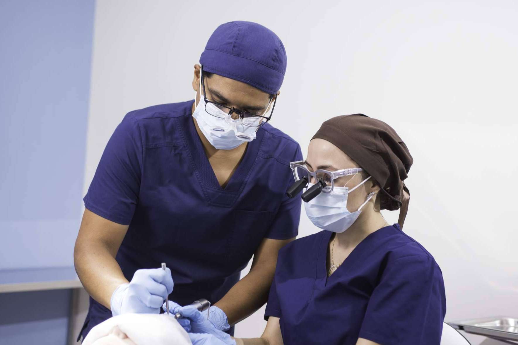 Cirugía capilar para combatir la pérdida de cabello en mujeres