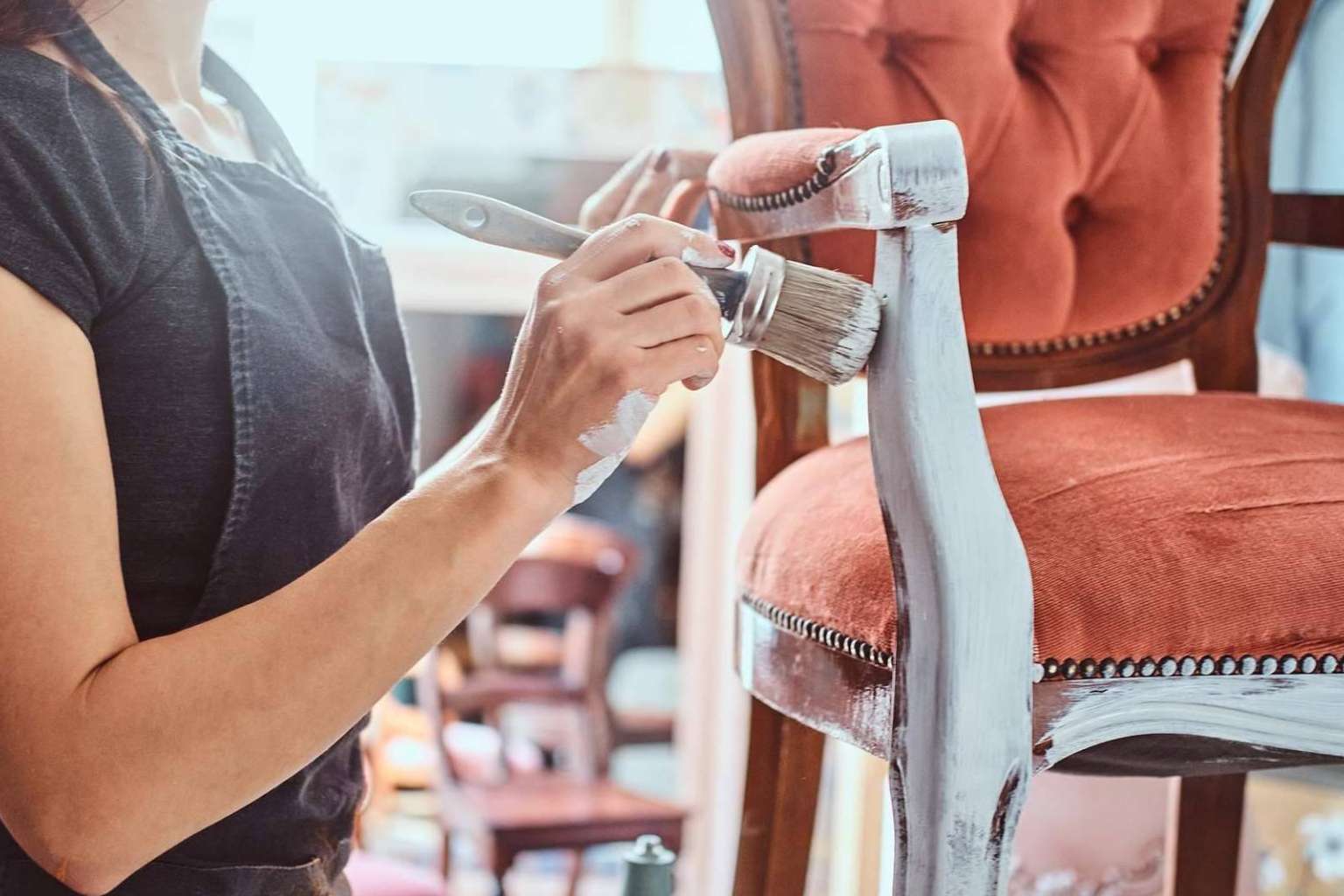 Muebles restaurados, la propuesta de decoración sostenible que transforma el hogar este otoño