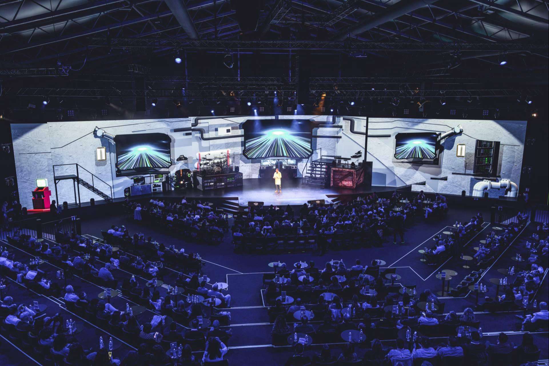 WAH Show; El espectáculo enfocado a corporativo donde las empresas celebran sus eventos