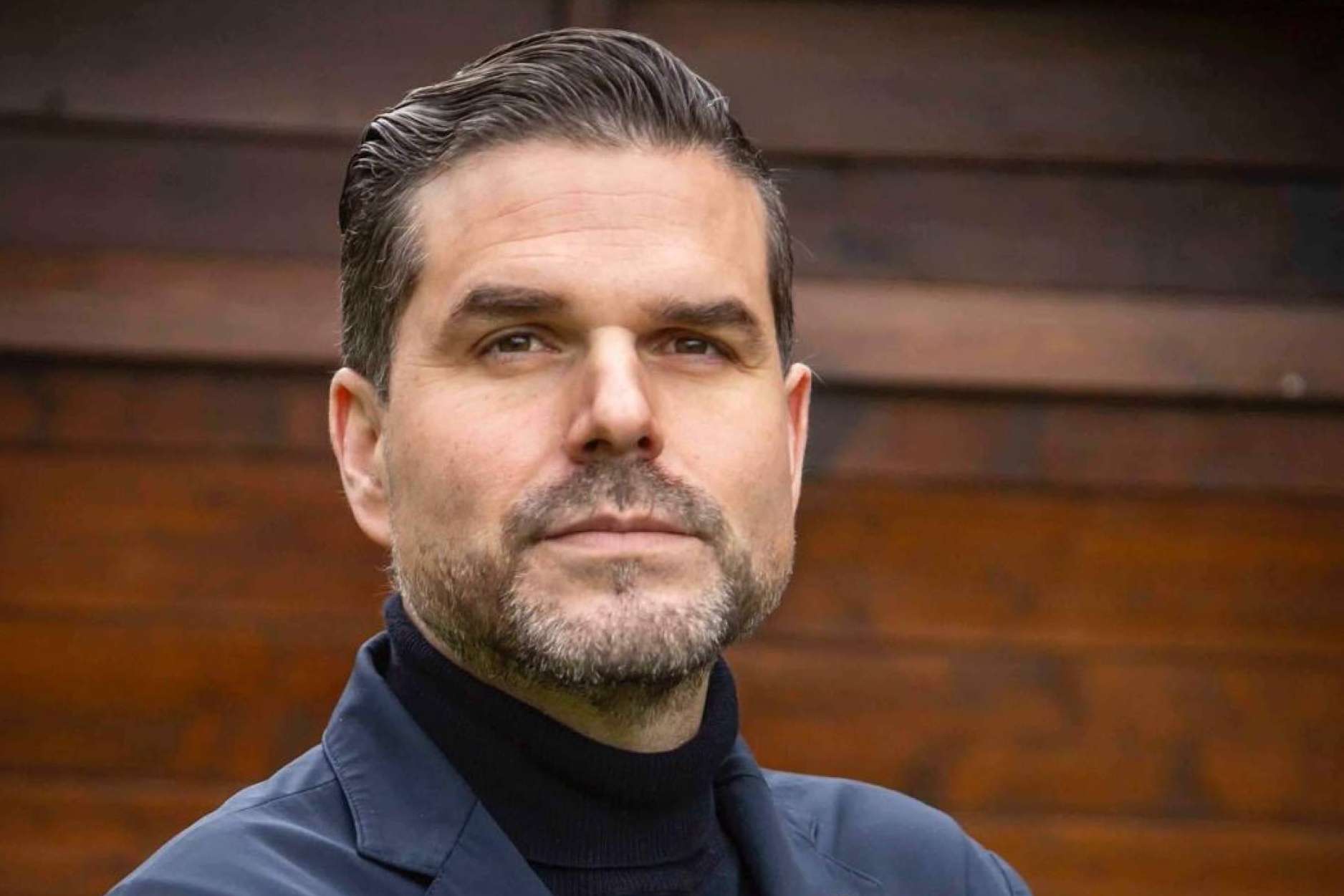 Estrategia y liderazgo flexible, el impacto del CEO por horas en los negocios