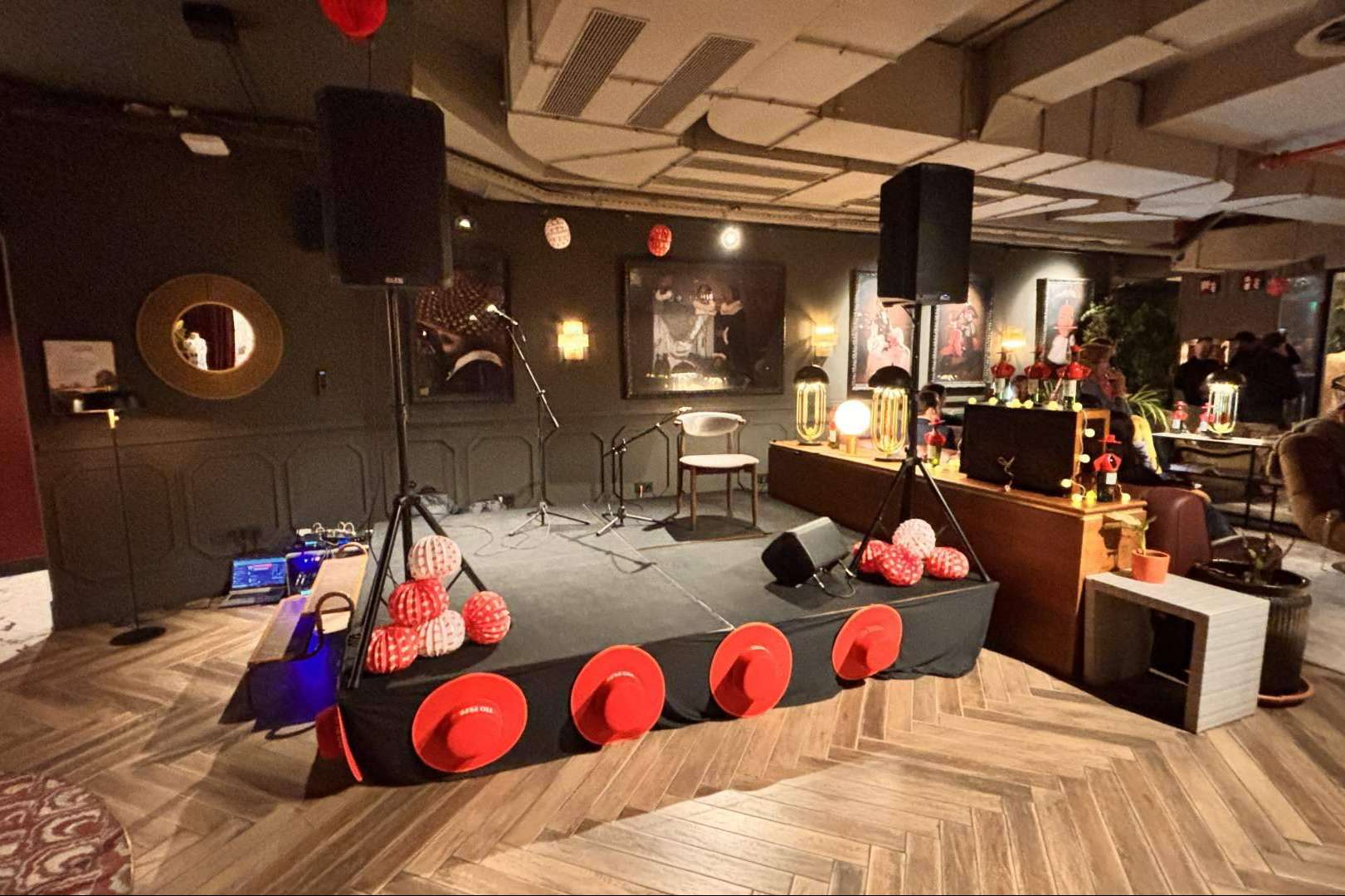 La empresa Sonoriza Eventos destaca en el alquiler de equipos audiovisuales para bodas y celebraciones