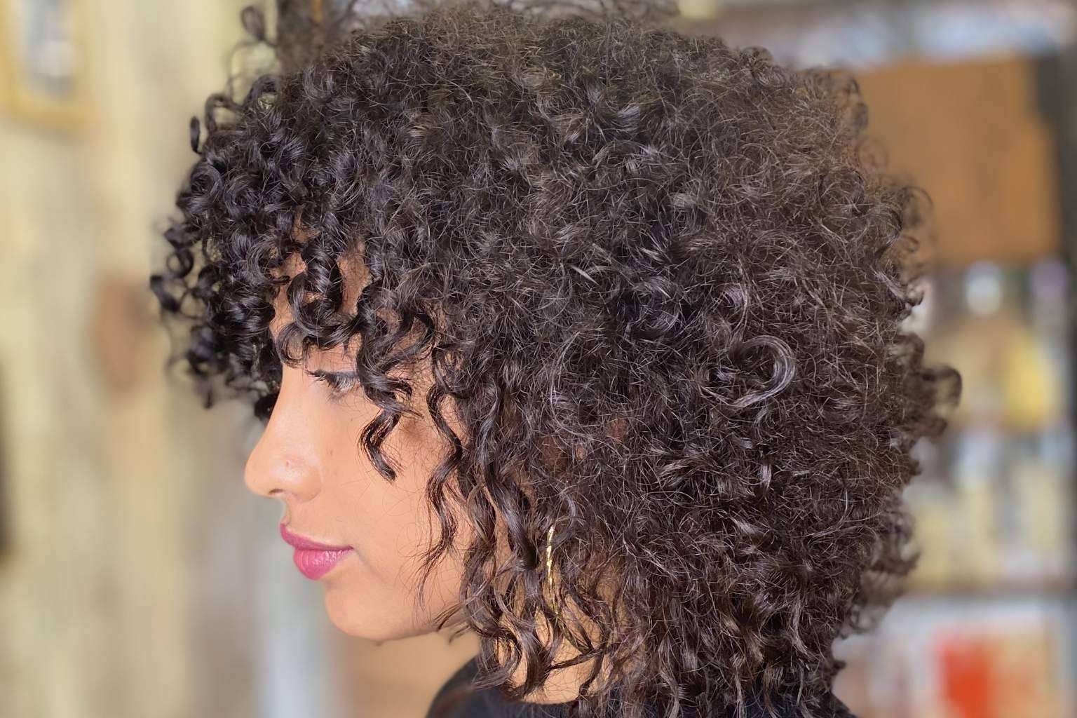 Principales tendencias en cabello y maquillaje para el verano 2025