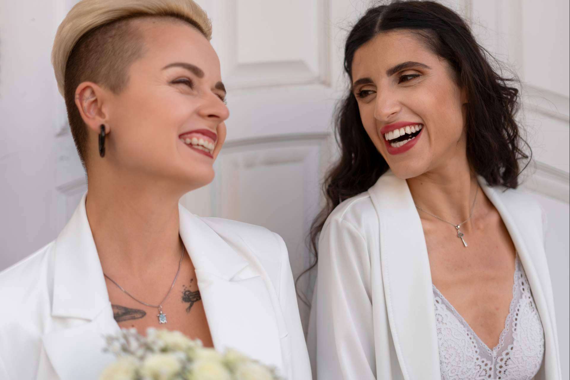 ¿Se tiene una boda, bautizo o comunión pronto? Probar estos packs perfectos para una piel radiante