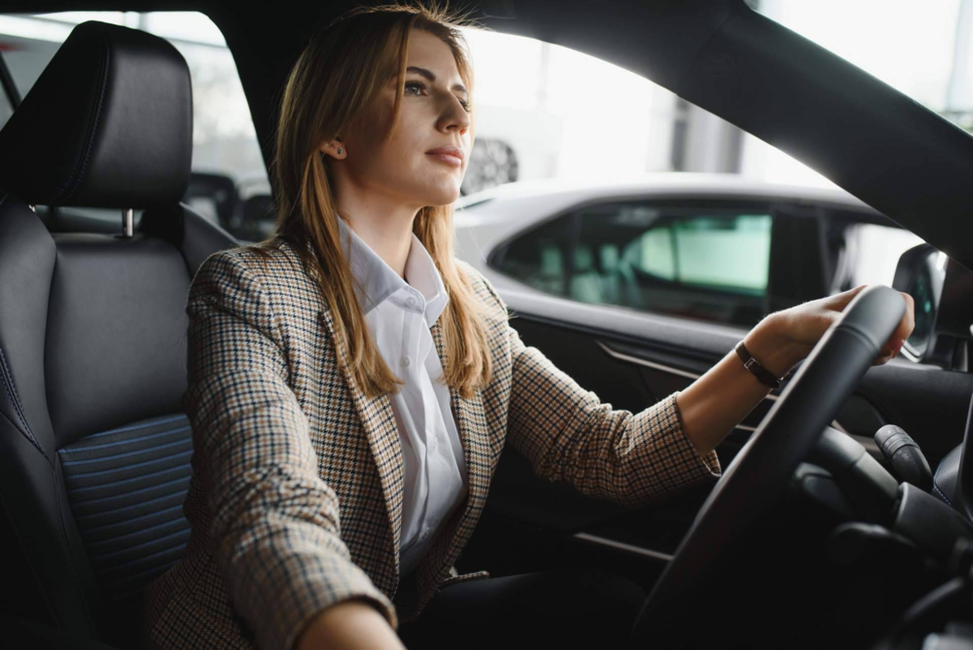 Cómo elegir una buena autoescuela en Madrid