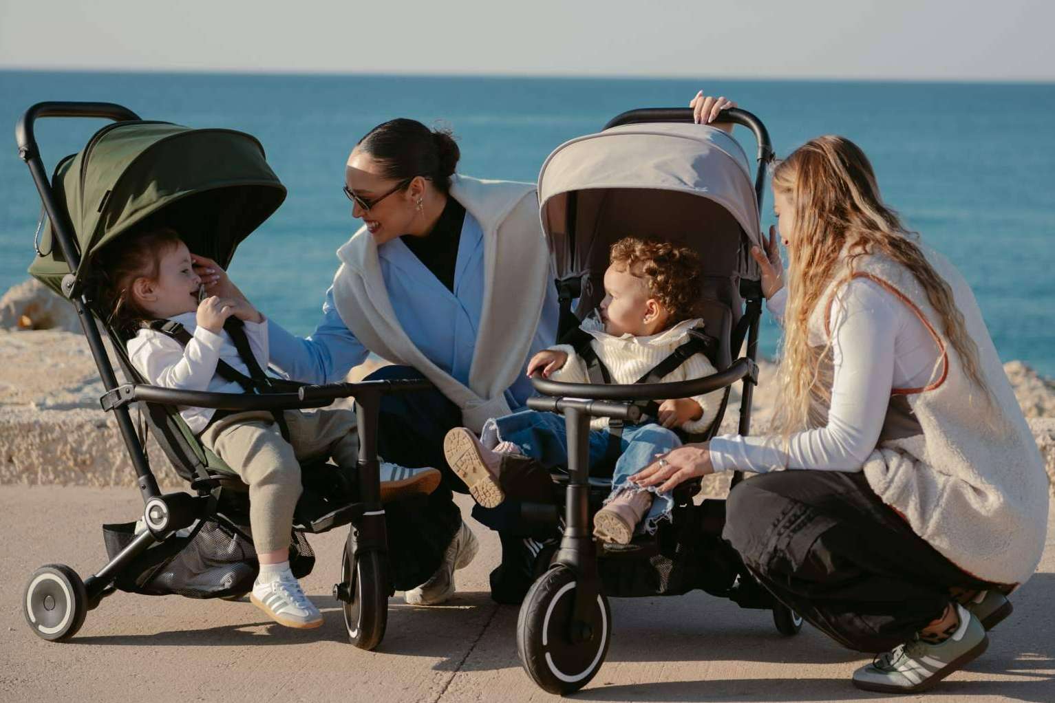 Cómo elegir vehículos evolutivos para bebés; guía desde los 6 meses hasta los 12 años