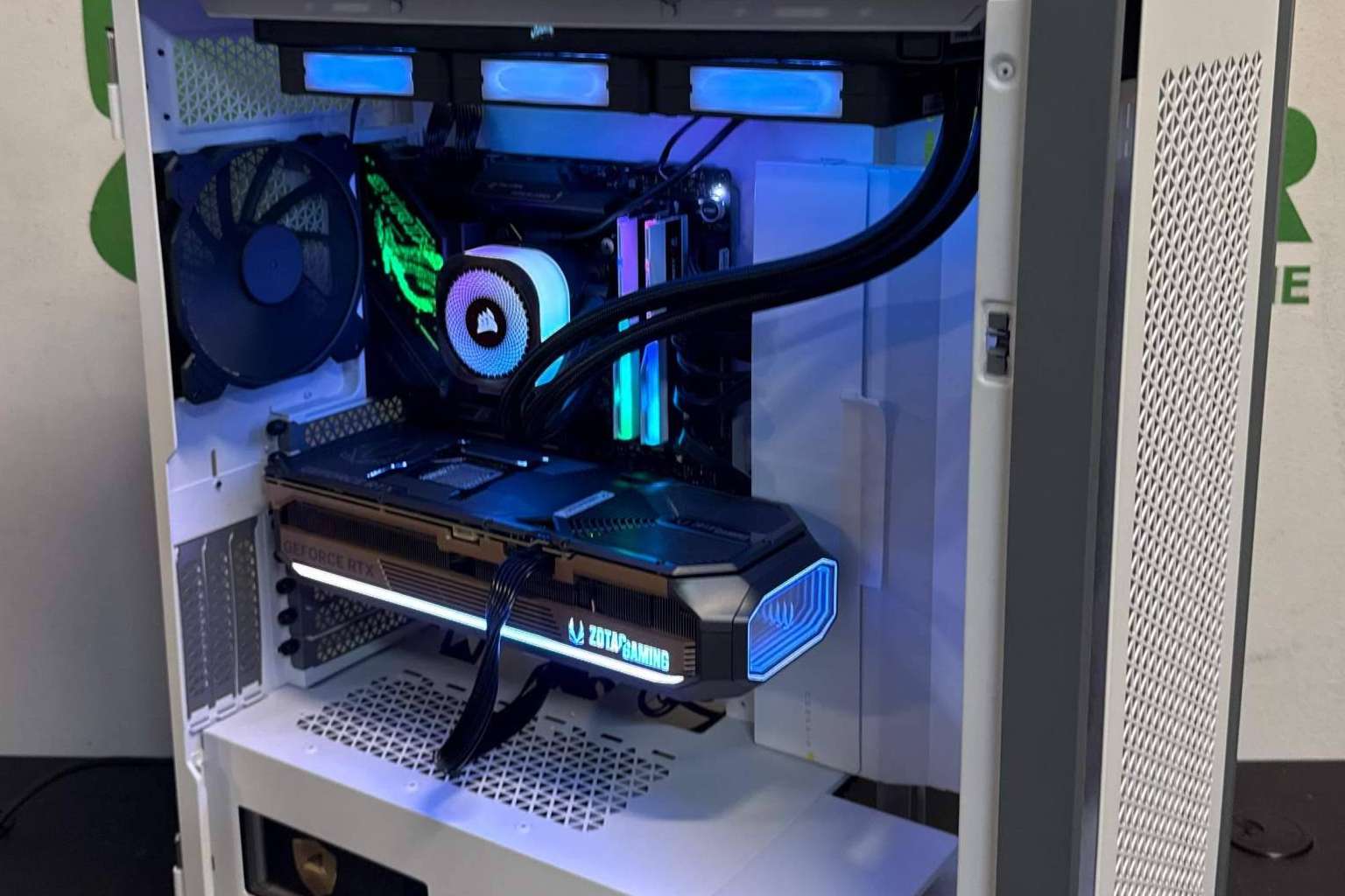 Aussar impulsa la configuración de ordenadores a medida como alternativa al PC preensamblado