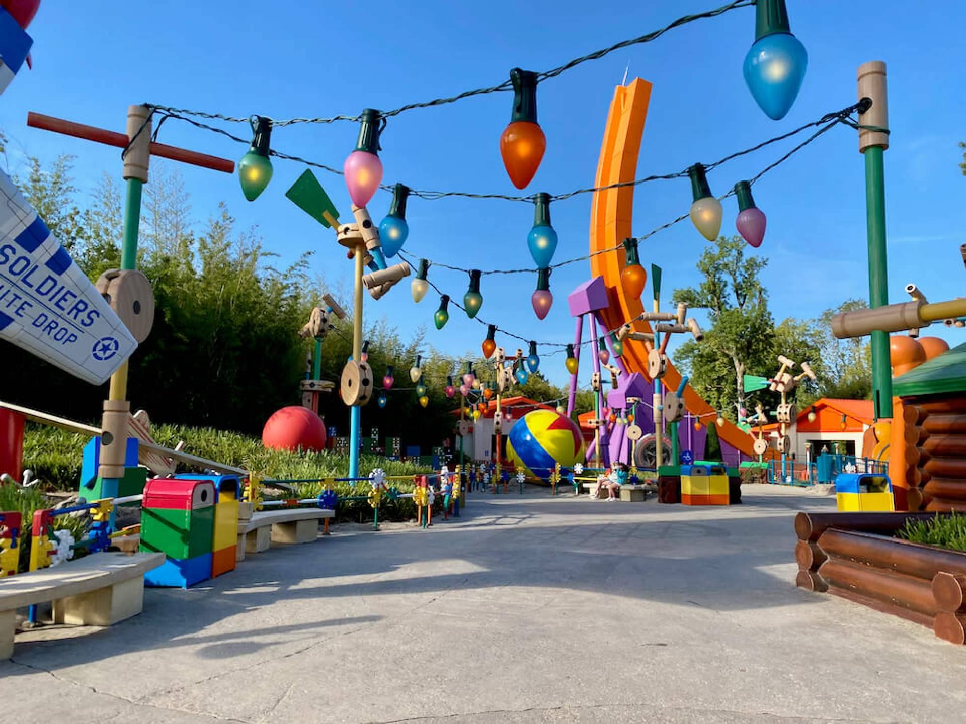 Consejos para visitar atracciones sin perder tiempo en Disneyland Paris, por ParqueTemático.net