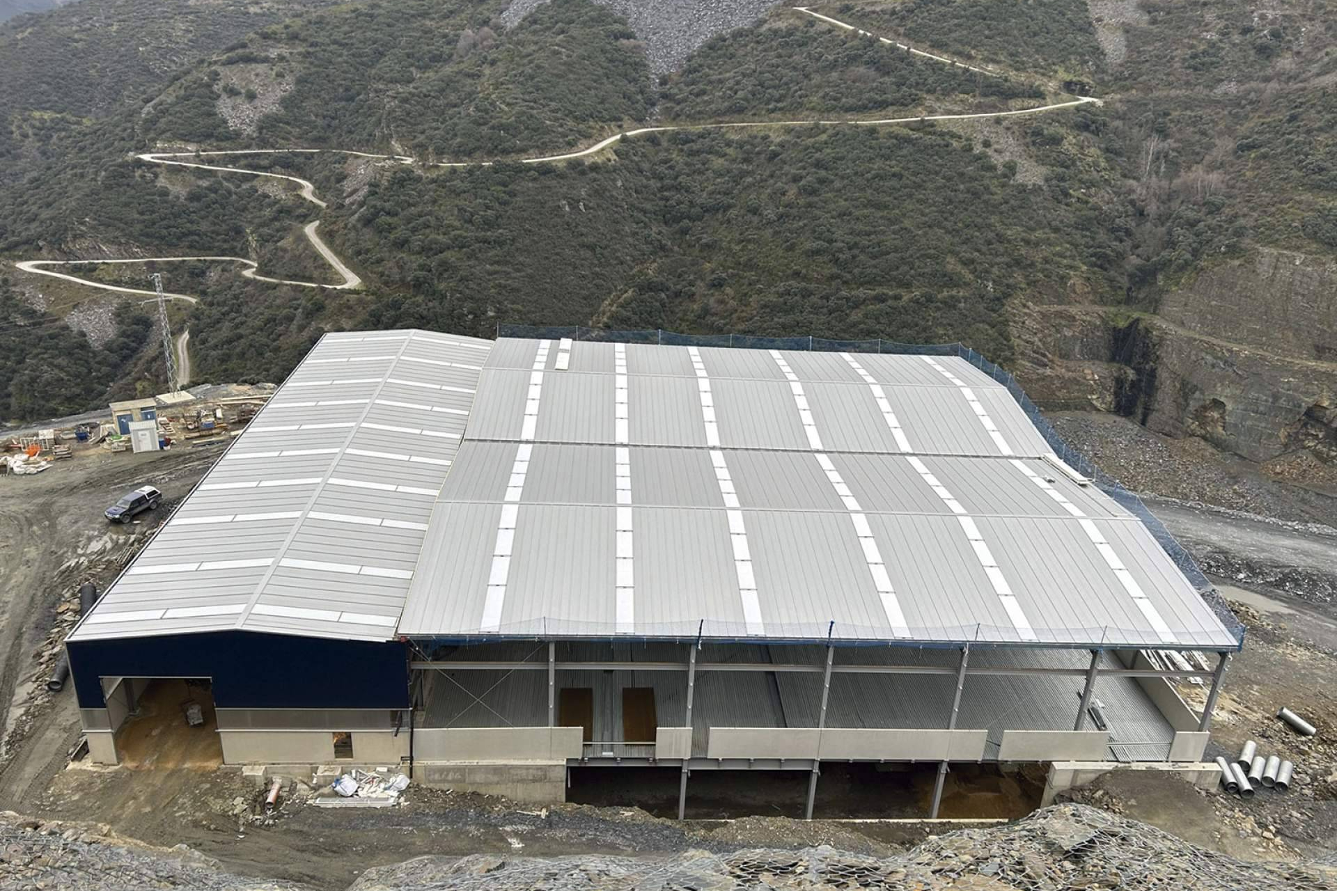 Desarrollo a medida de estructuras metálicas para el montaje de nuevos almacenes y naves industriales